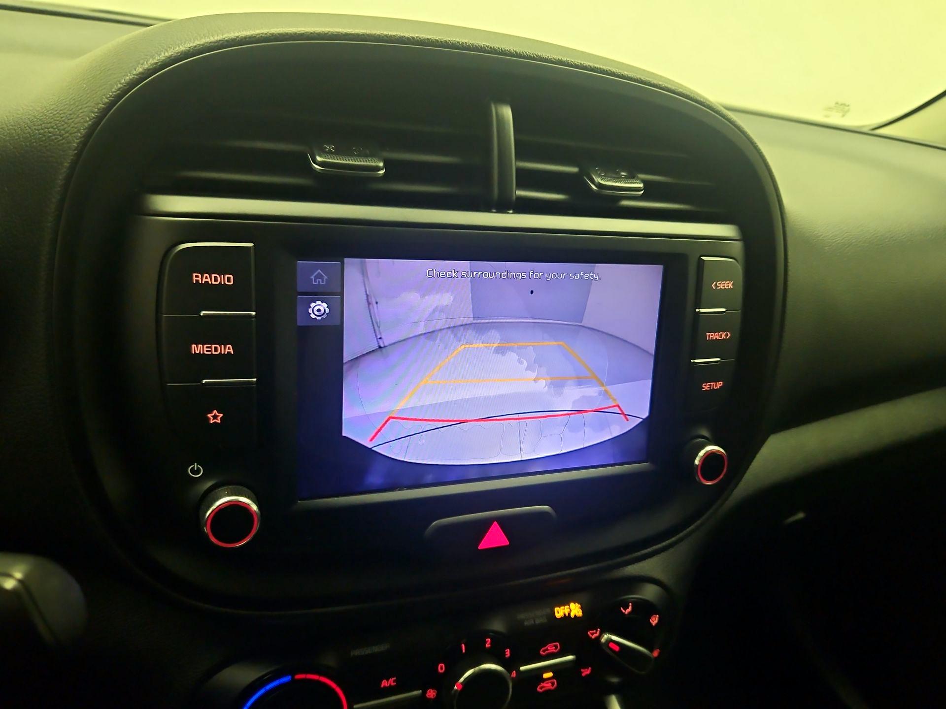 Thumbnail: 2022 Kia Soul - 14