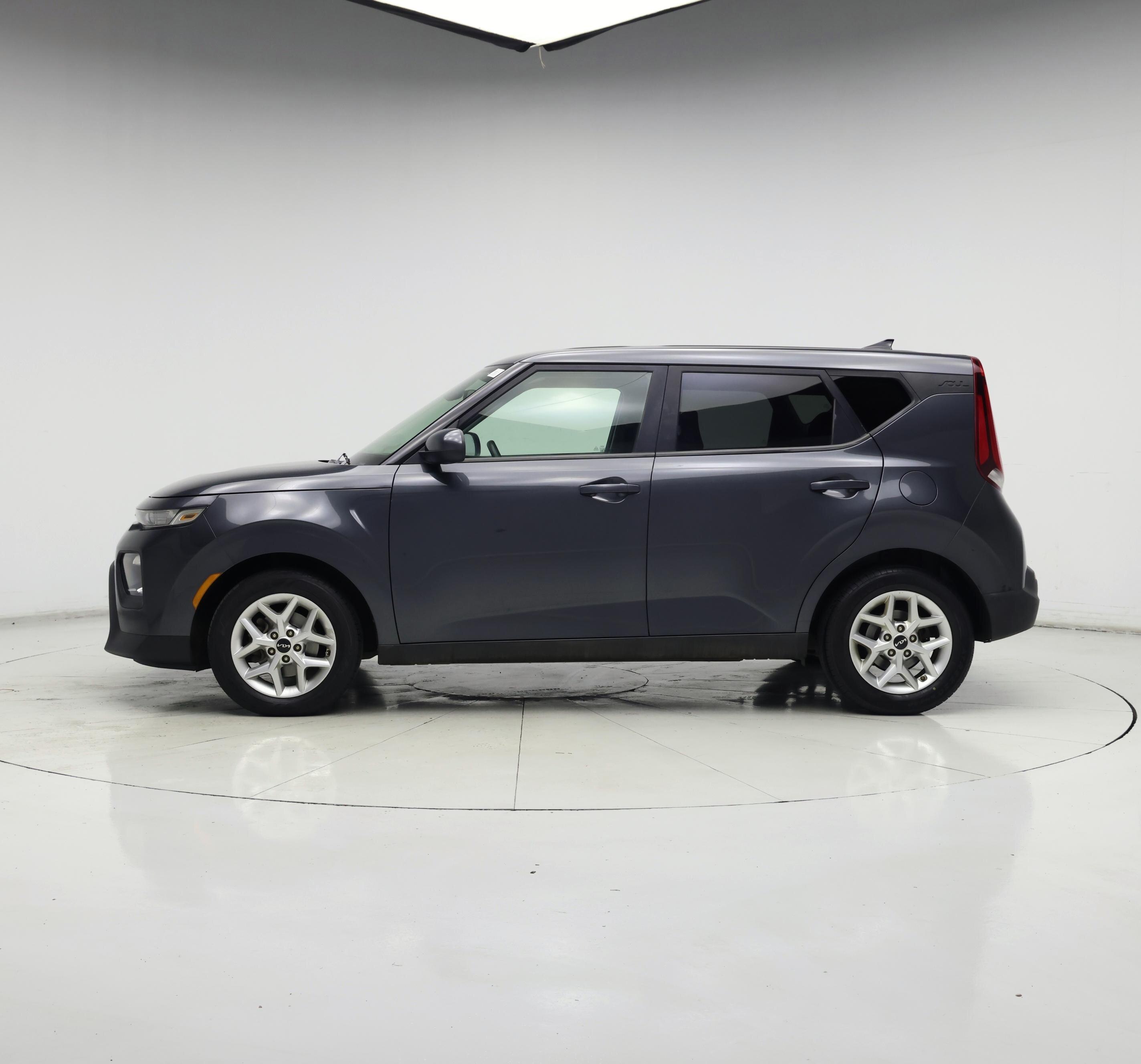 Thumbnail: 2022 Kia Soul - 3