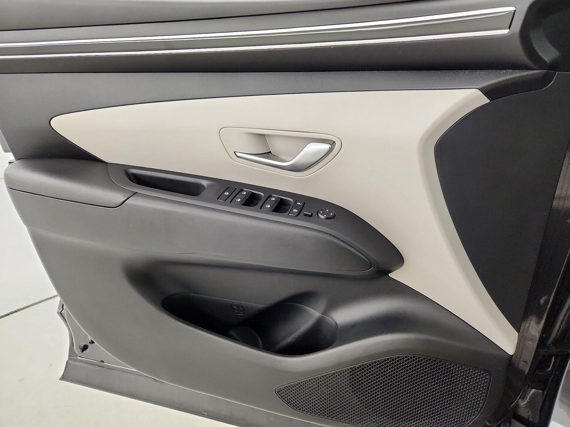 Thumbnail: 2023 Hyundai Tucson - 12