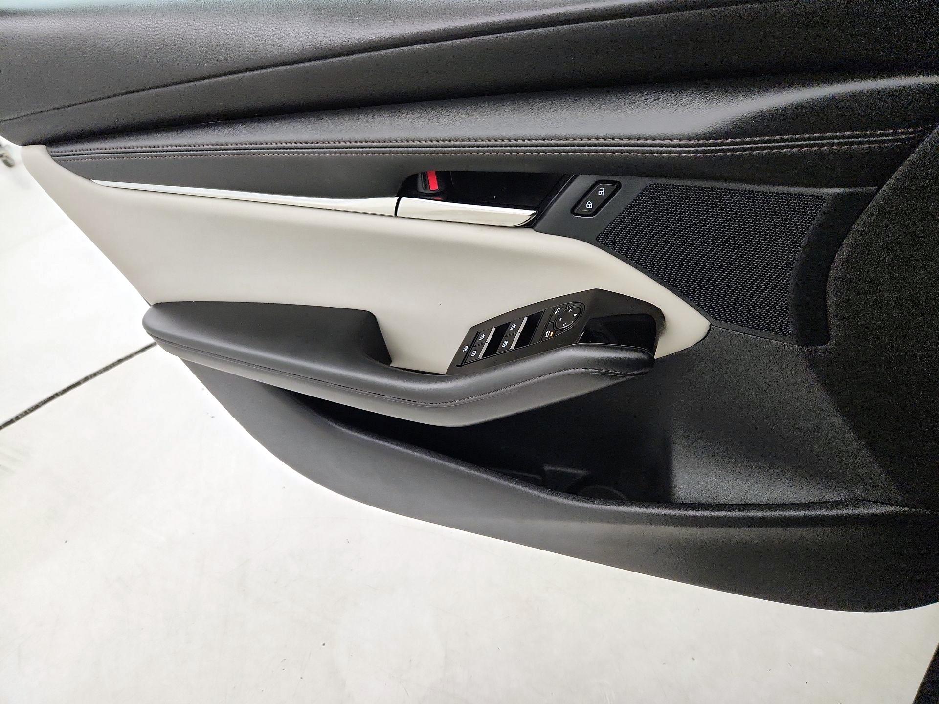 Thumbnail: 2025 Mazda Mazda3 - 12