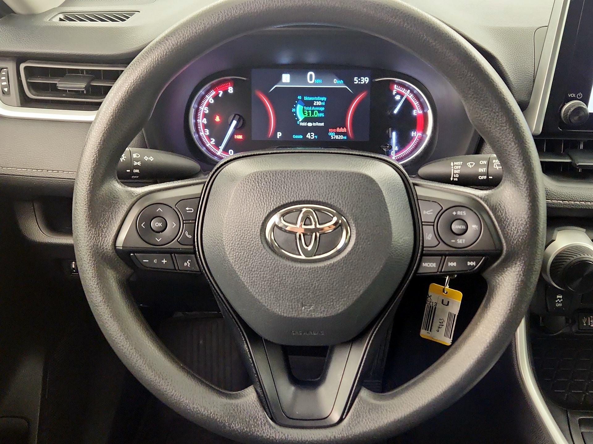 Thumbnail: 2024 Toyota RAV4 - 10