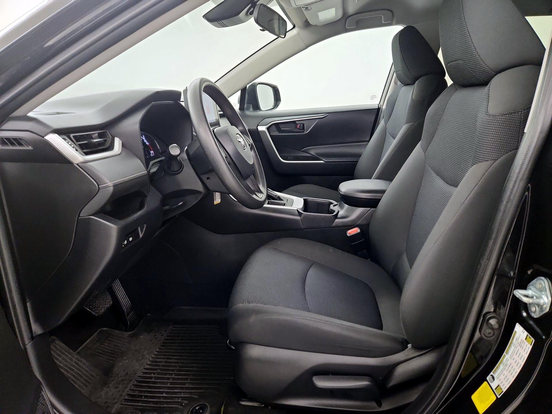 Thumbnail: 2024 Toyota RAV4 - 11