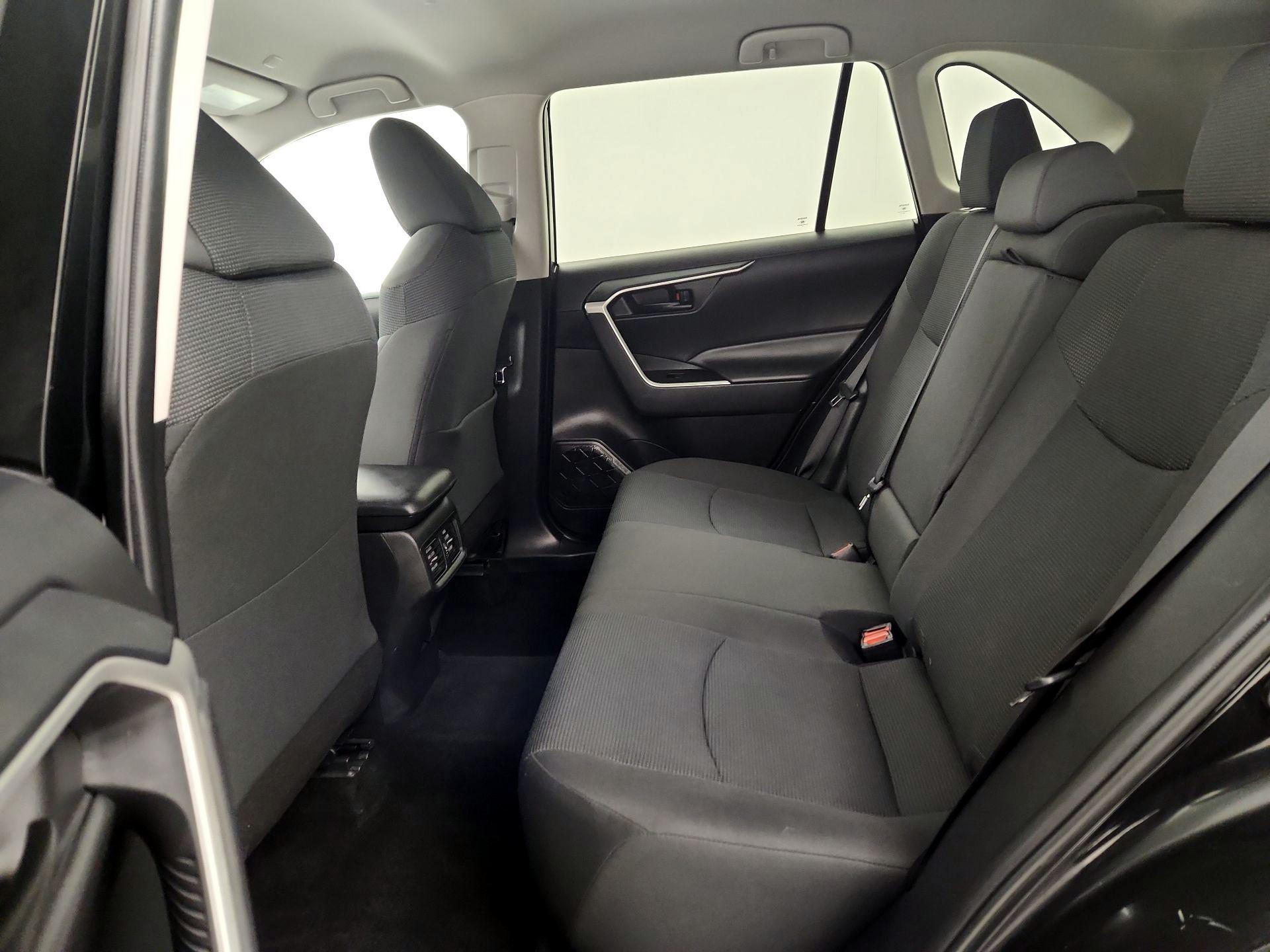 Thumbnail: 2024 Toyota RAV4 - 19