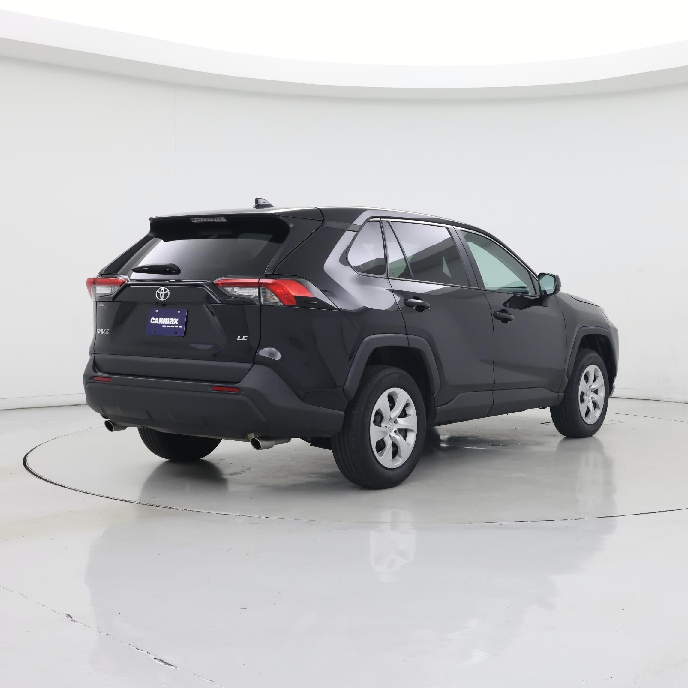 Thumbnail: 2024 Toyota RAV4 - 8