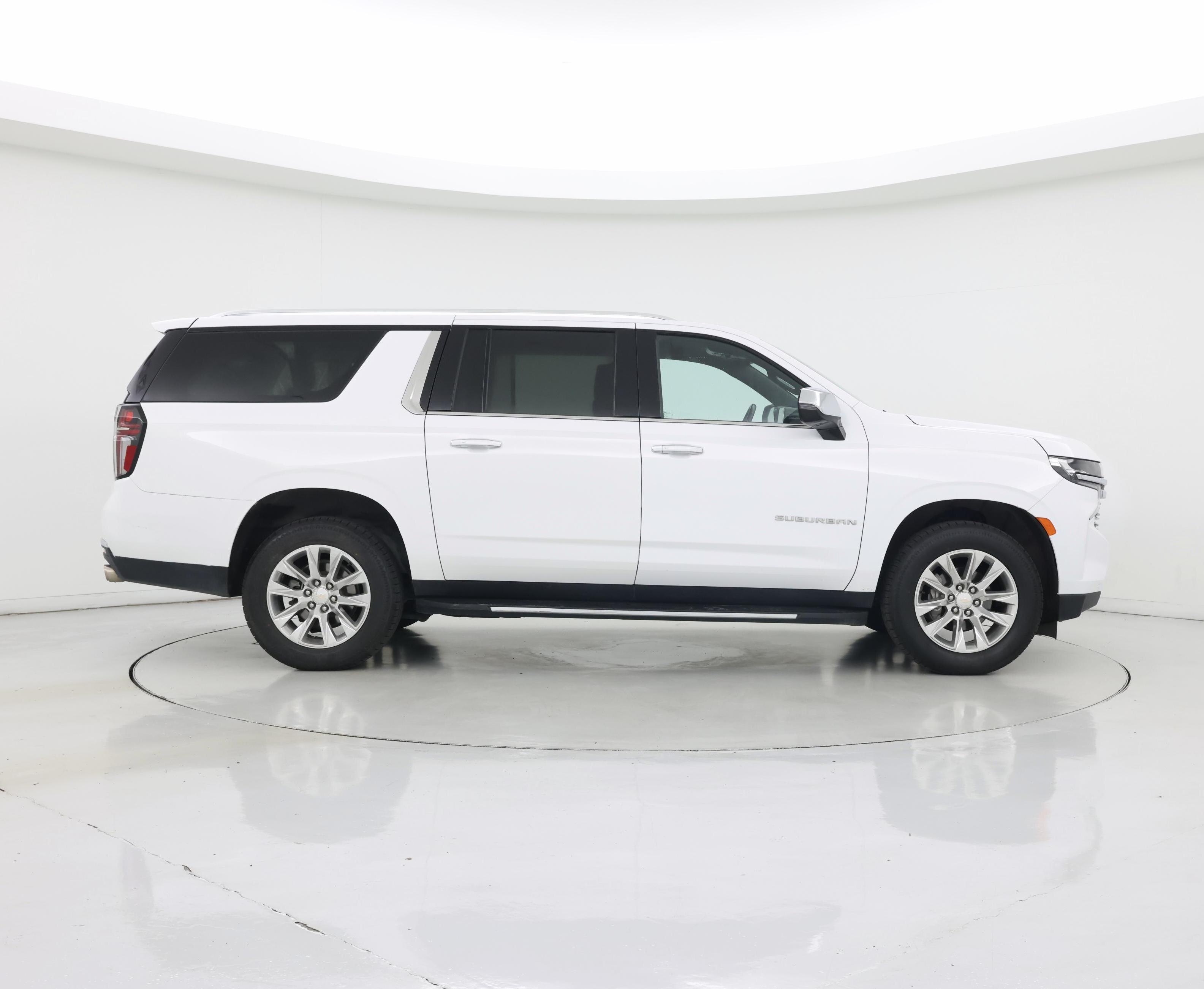 Thumbnail: 2023 Chevrolet Suburban - 7