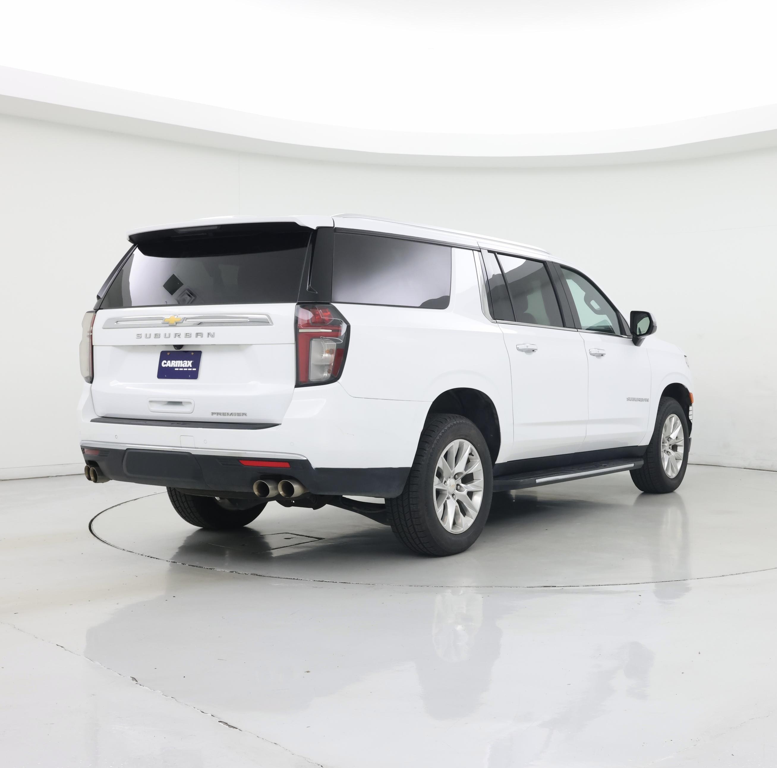 Thumbnail: 2023 Chevrolet Suburban - 8