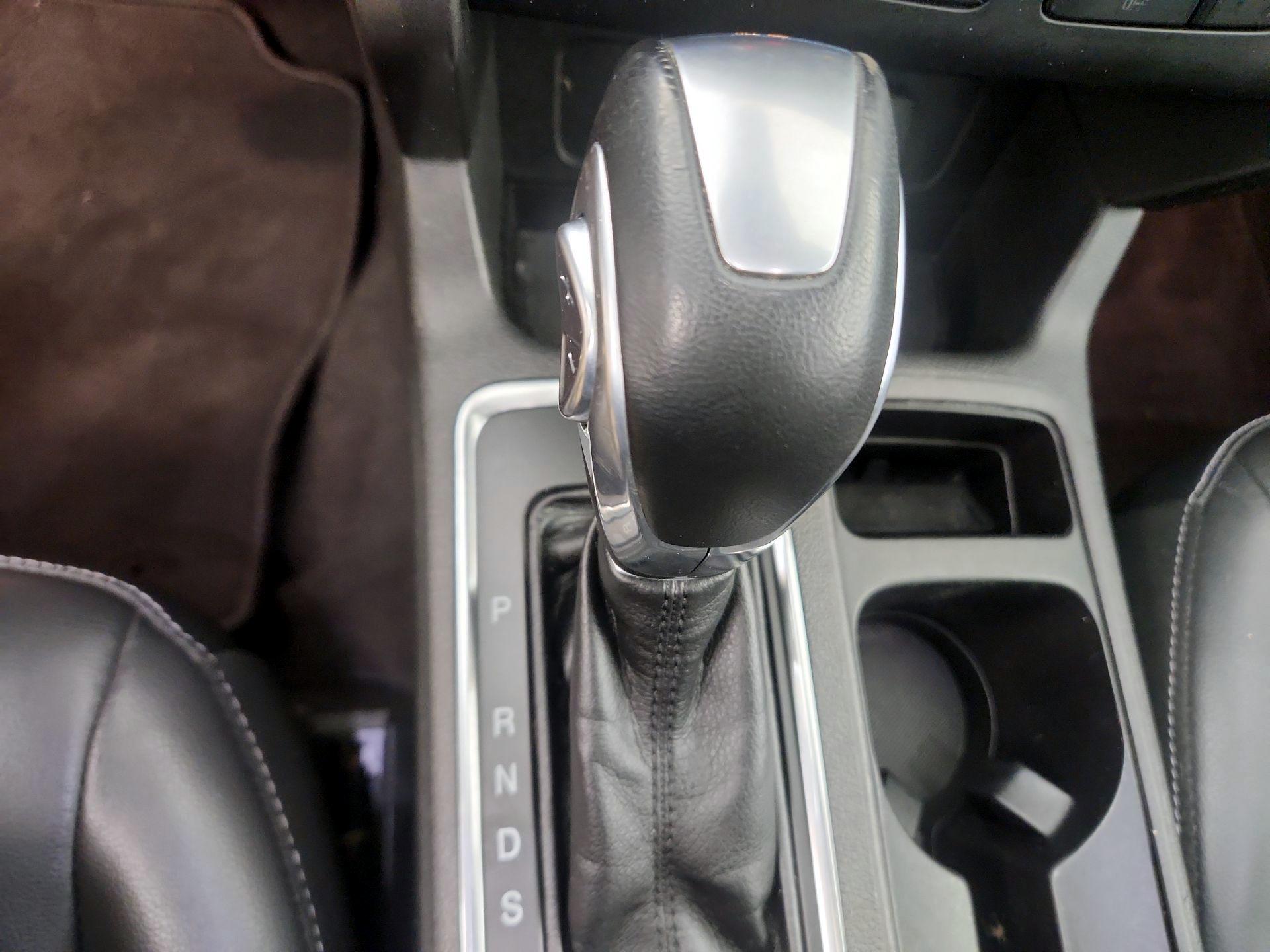 Thumbnail: 2019 Ford Escape - 17