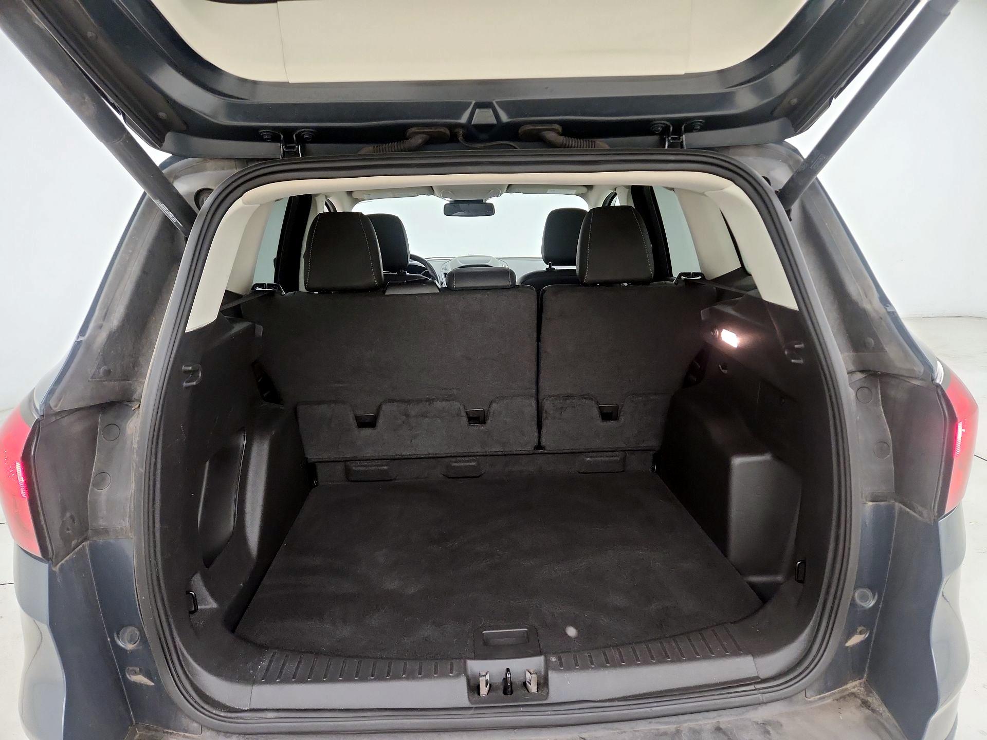 Thumbnail: 2019 Ford Escape - 20