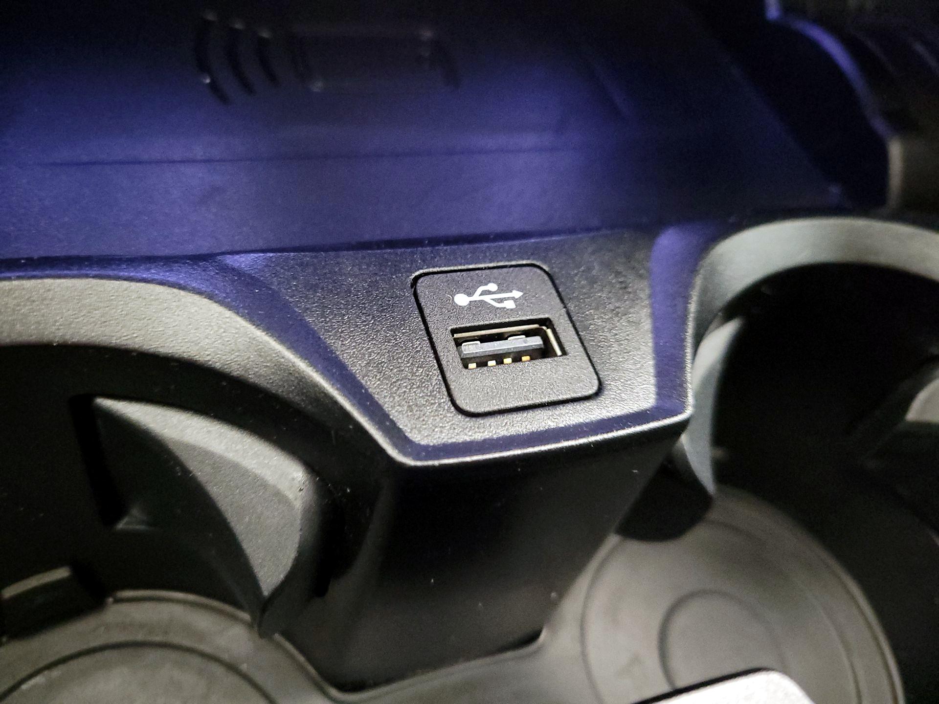 Thumbnail: 2025 BMW 2 Series - 17