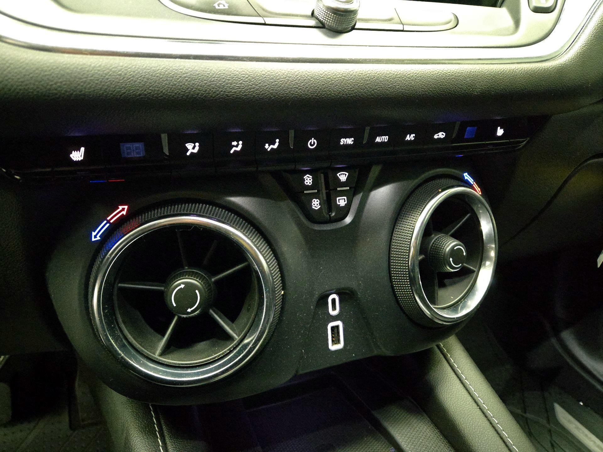 Thumbnail: 2024 Chevrolet Blazer - 17