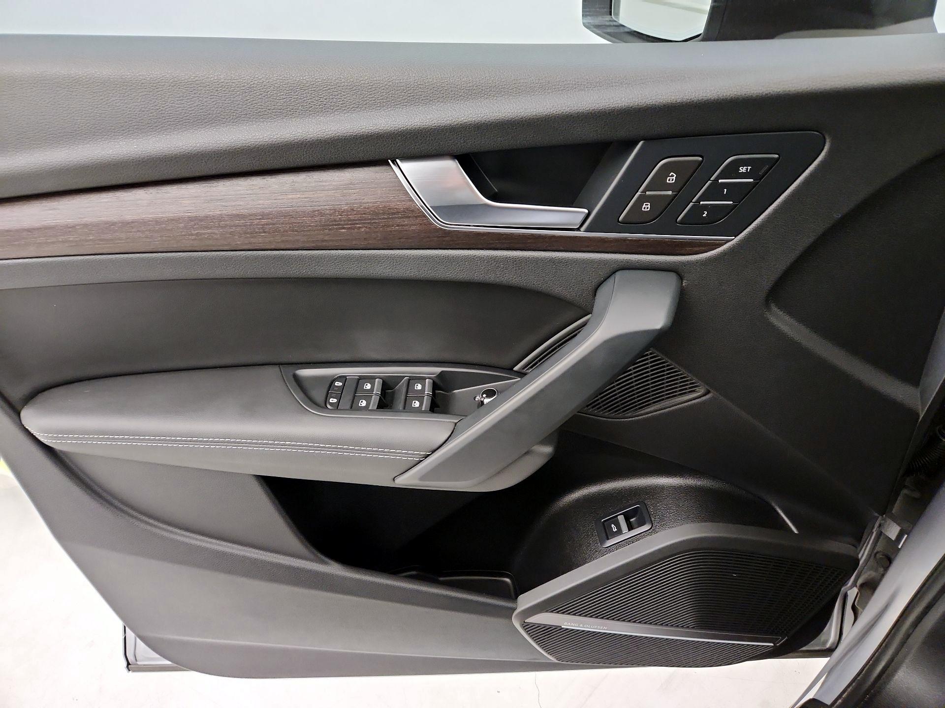 Thumbnail: 2024 Audi Q5 - 12