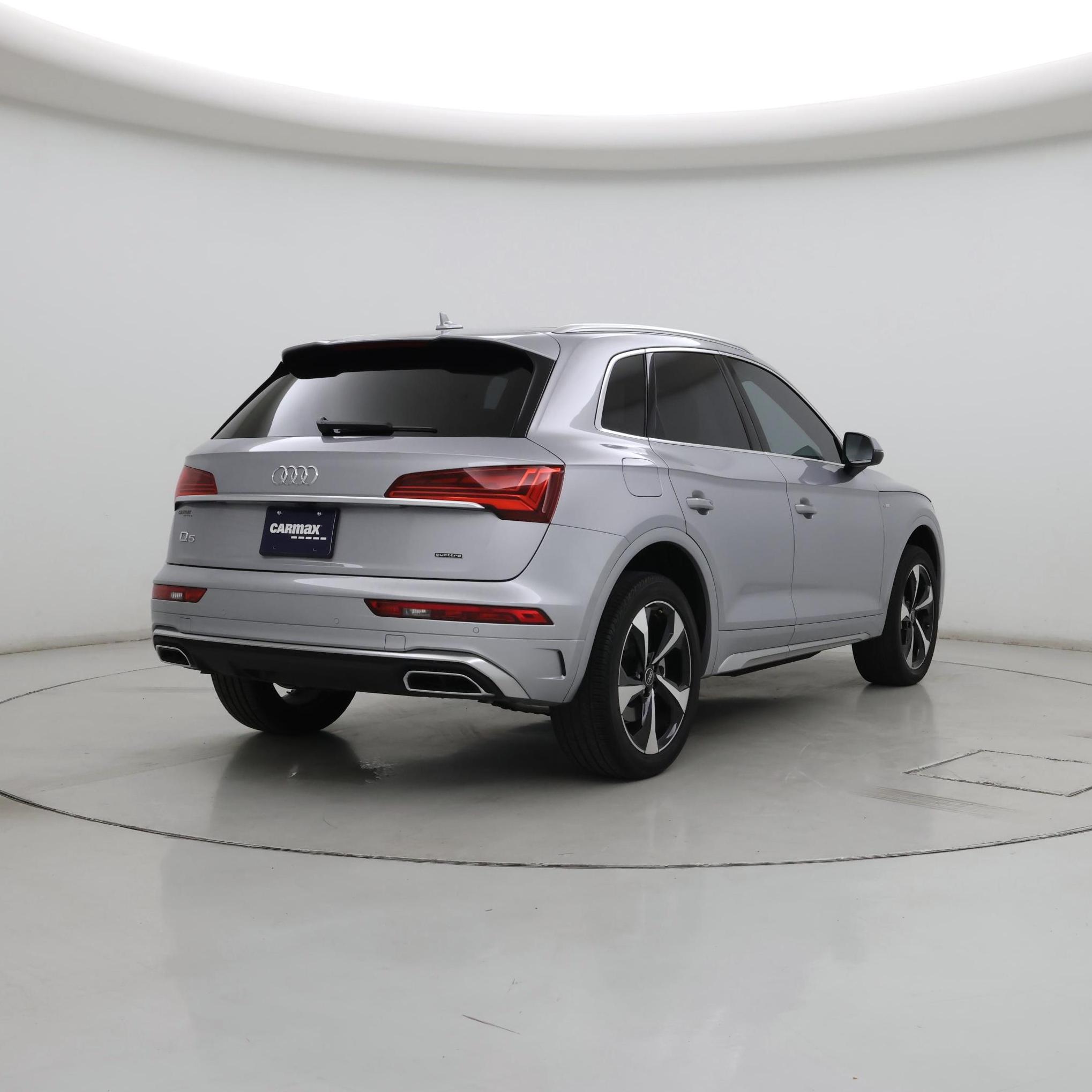 Thumbnail: 2024 Audi Q5 - 8
