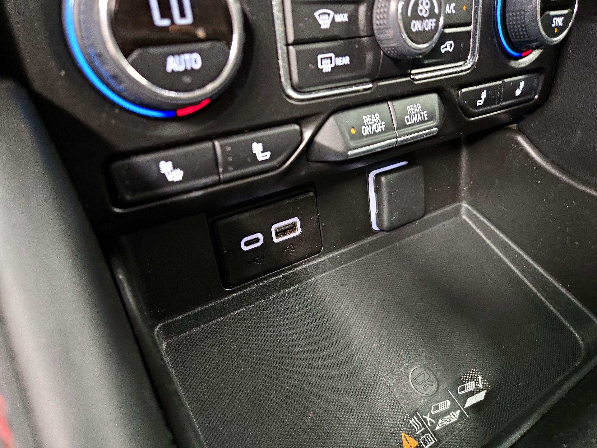 Thumbnail: 2024 Chevrolet Tahoe - 19