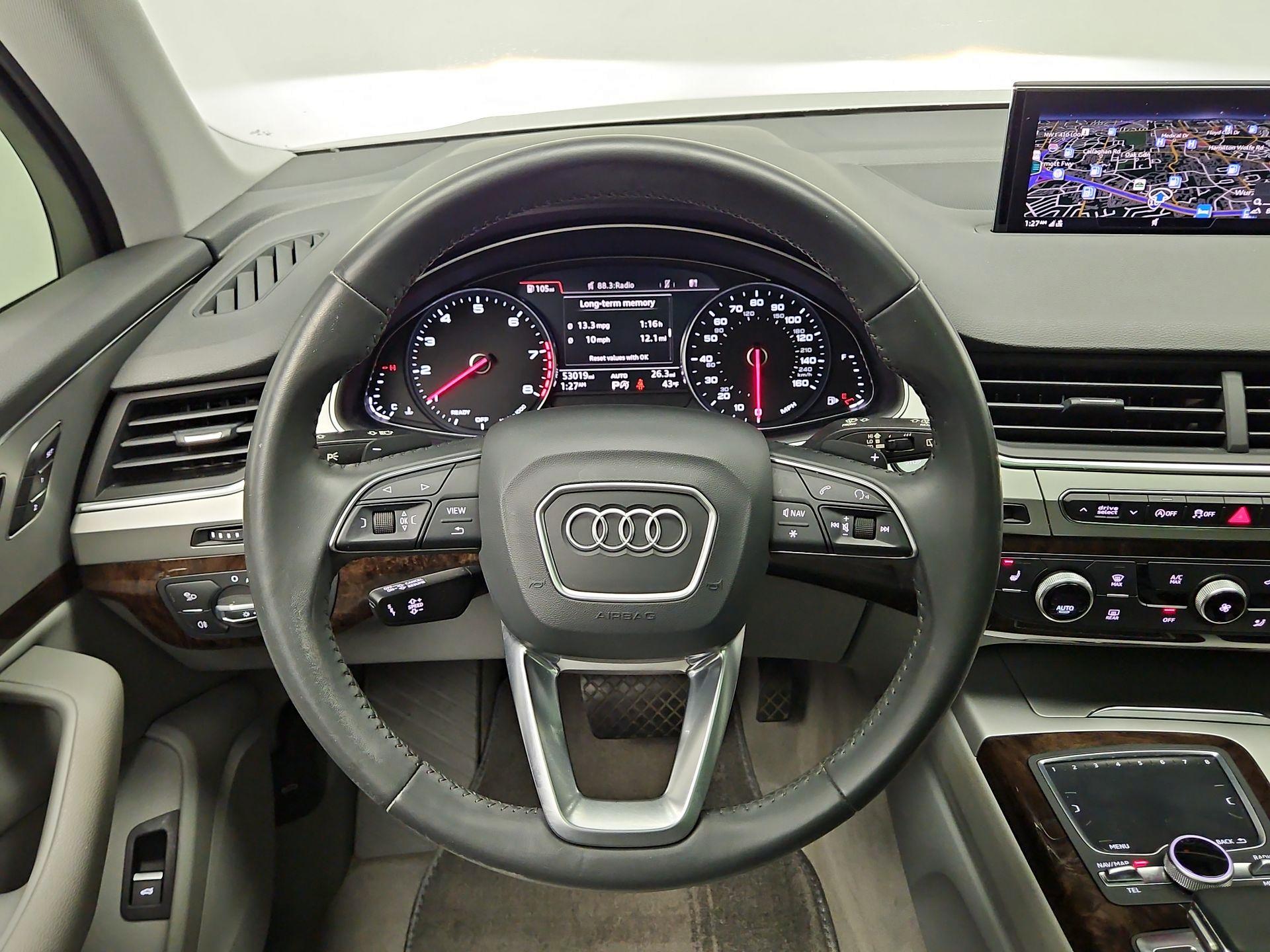 Thumbnail: 2019 Audi Q7 - 10
