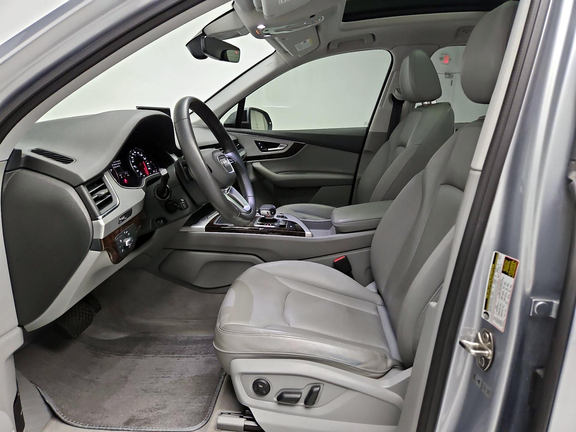 Thumbnail: 2019 Audi Q7 - 11