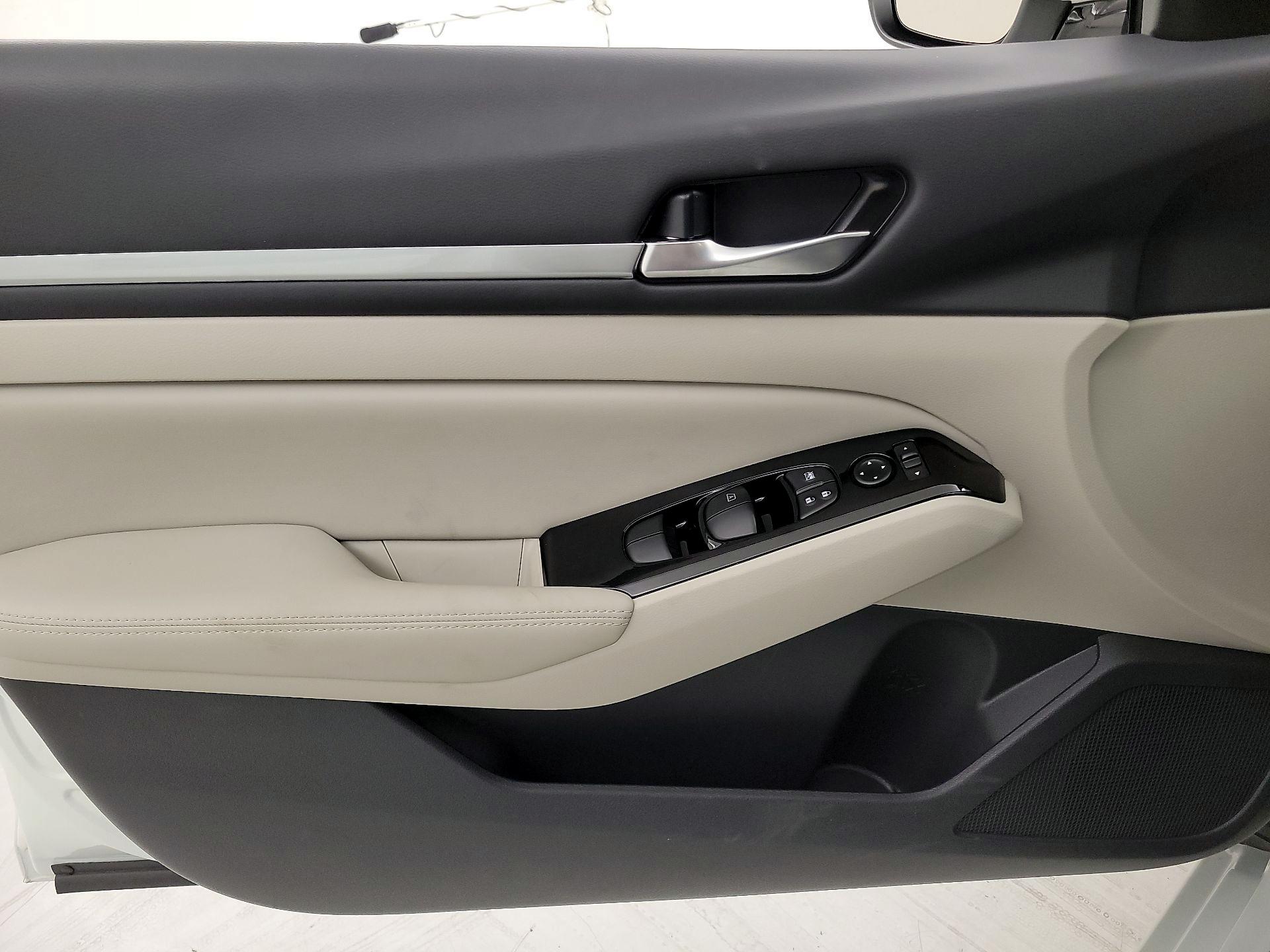 Thumbnail: 2025 Nissan Altima - 12