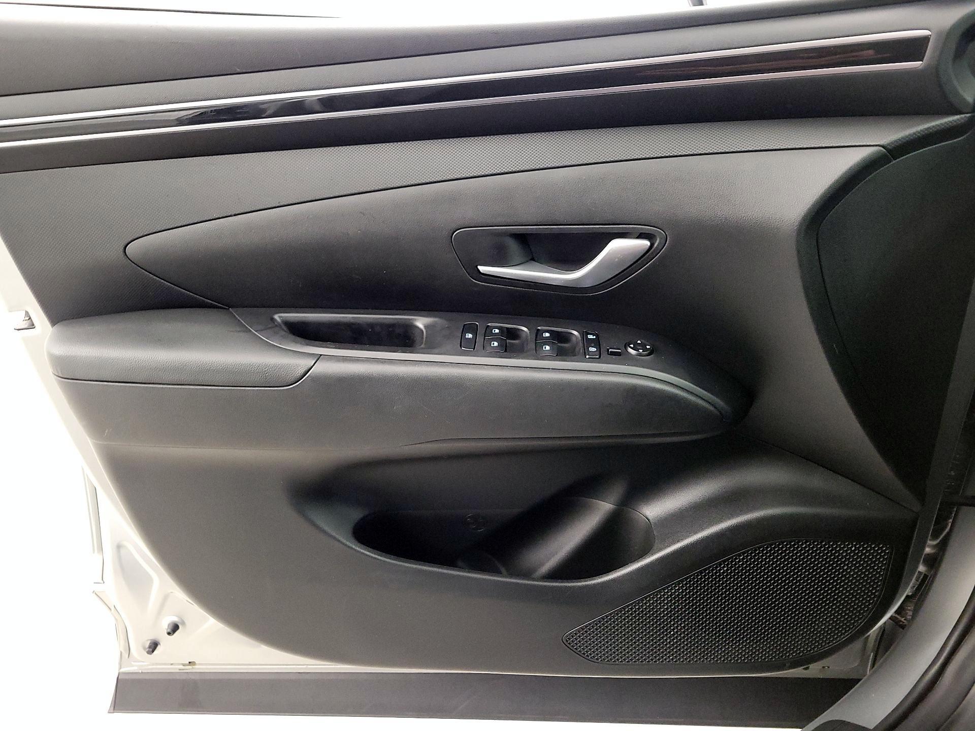 Thumbnail: 2022 Hyundai Tucson - 12