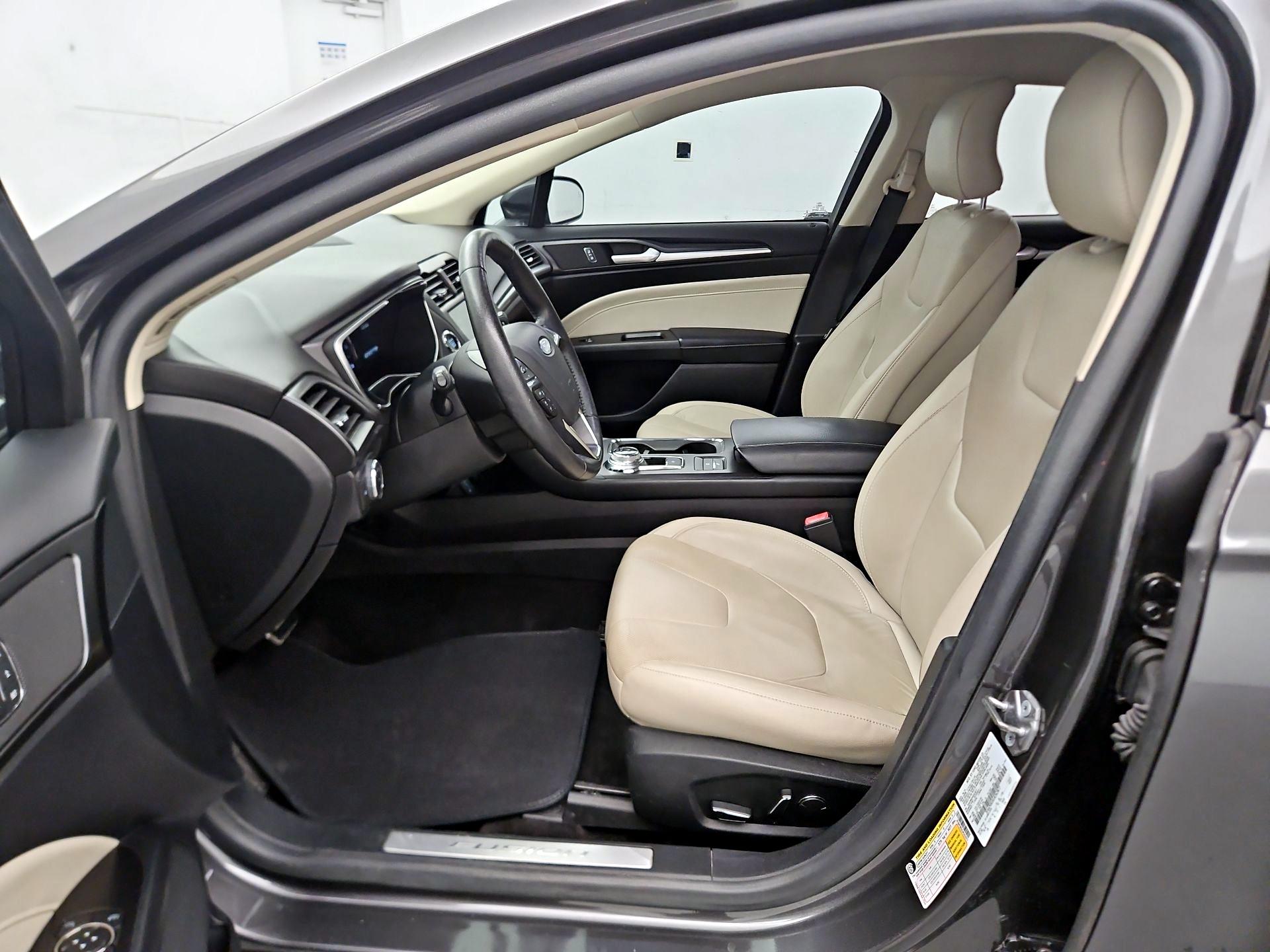 Thumbnail: 2018 Ford Fusion - 11