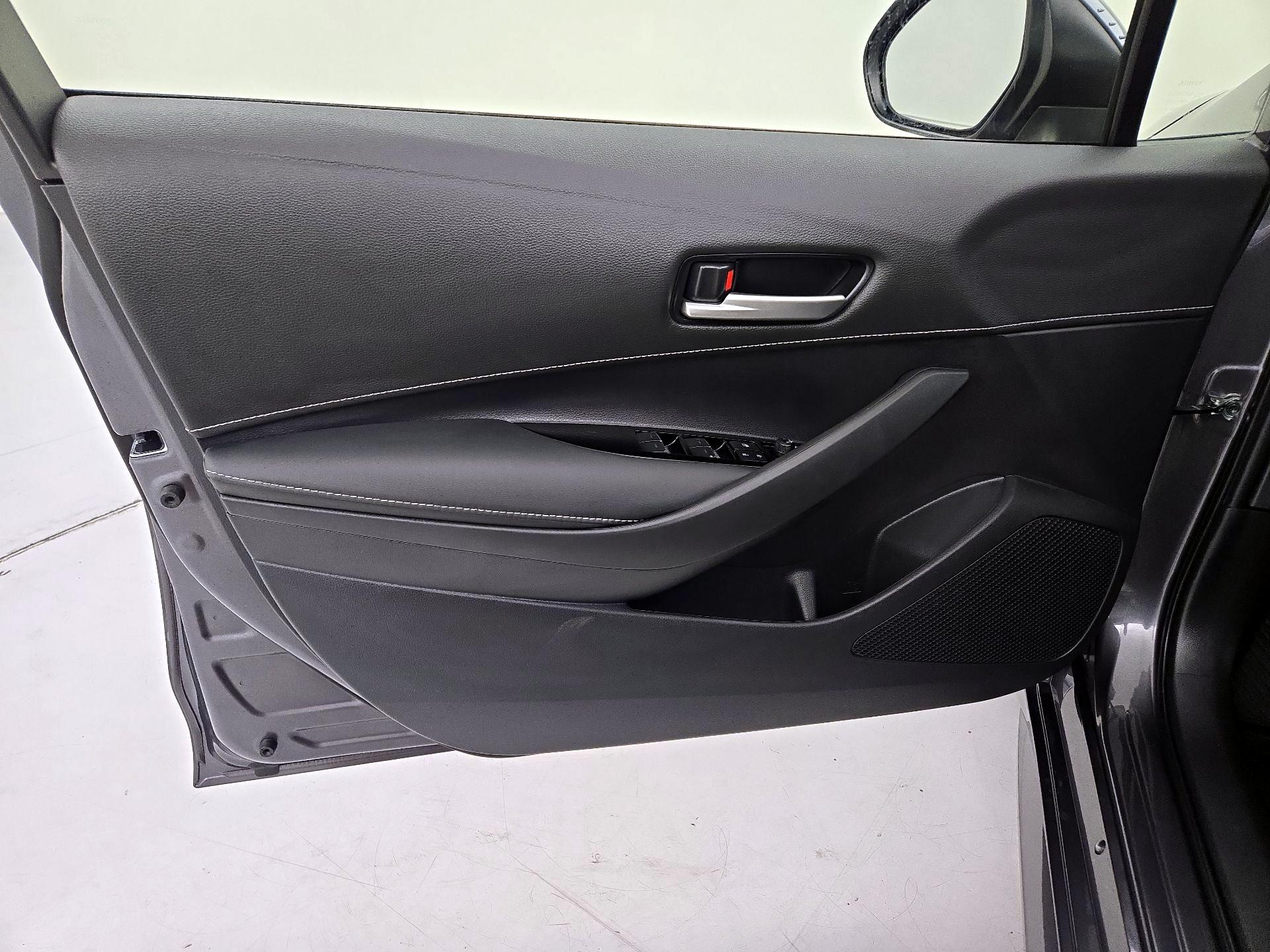 Thumbnail: 2025 Toyota Corolla - 12