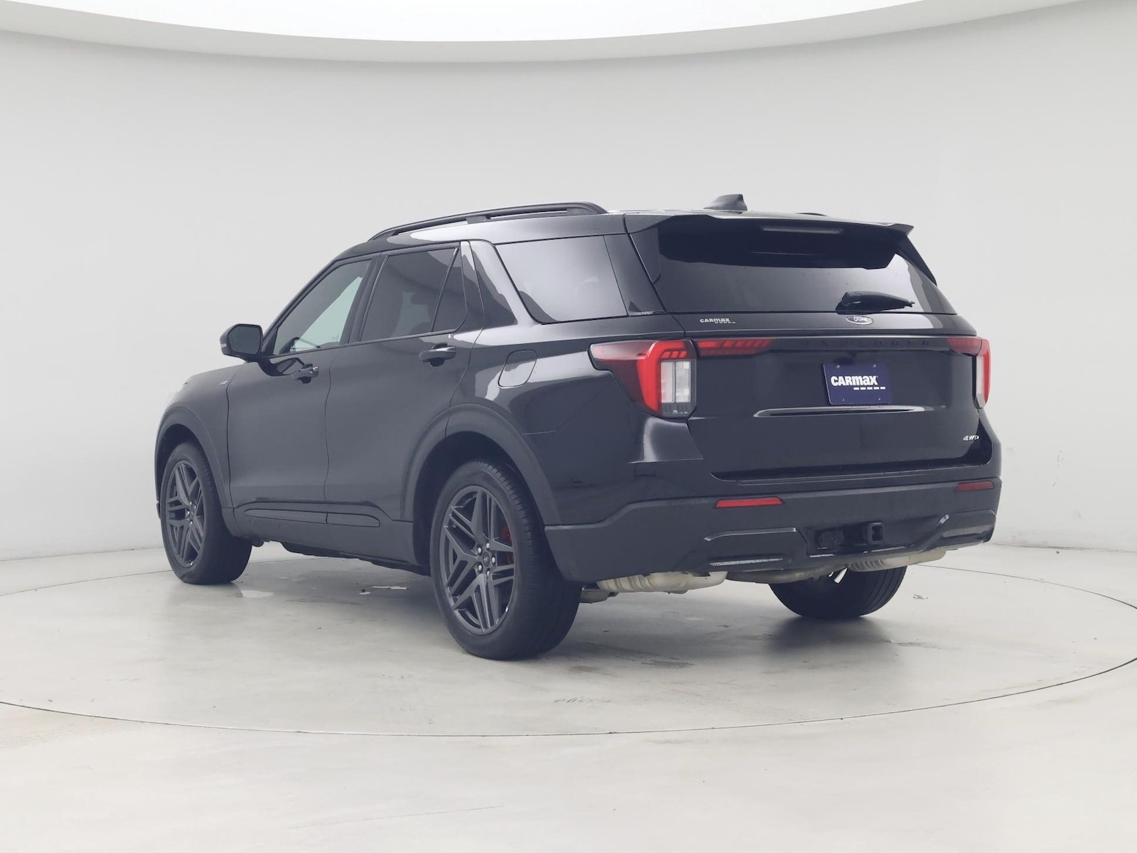 2025 Ford Explorer - Image 3
