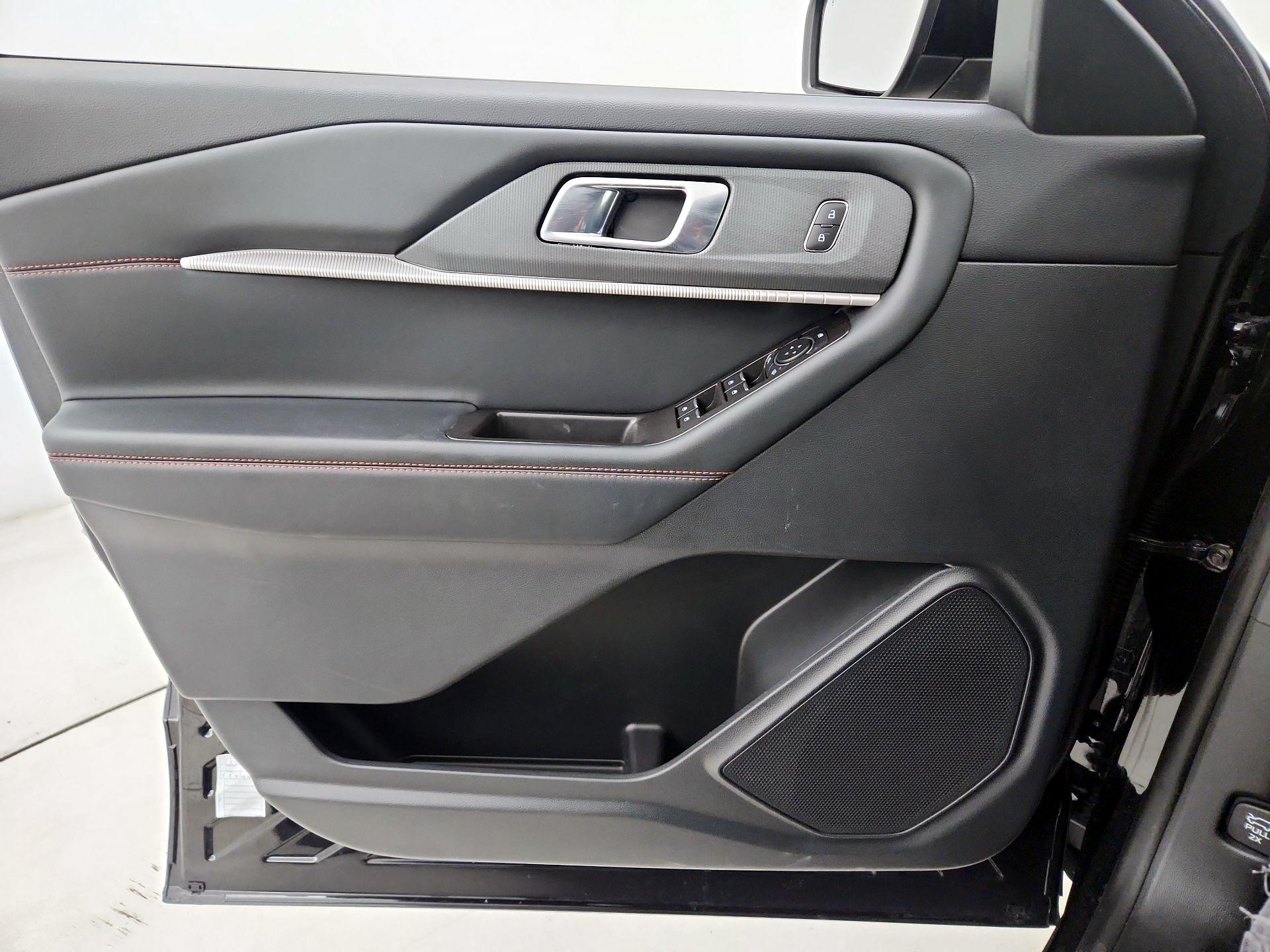 Thumbnail: 2025 Ford Explorer - 12