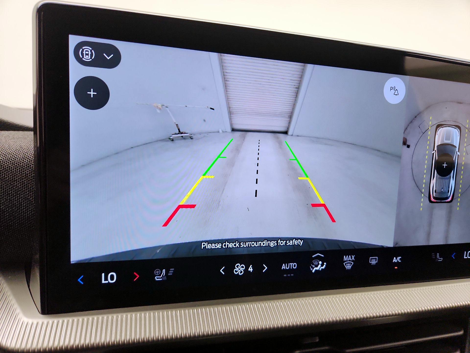 Thumbnail: 2025 Ford Explorer - 15