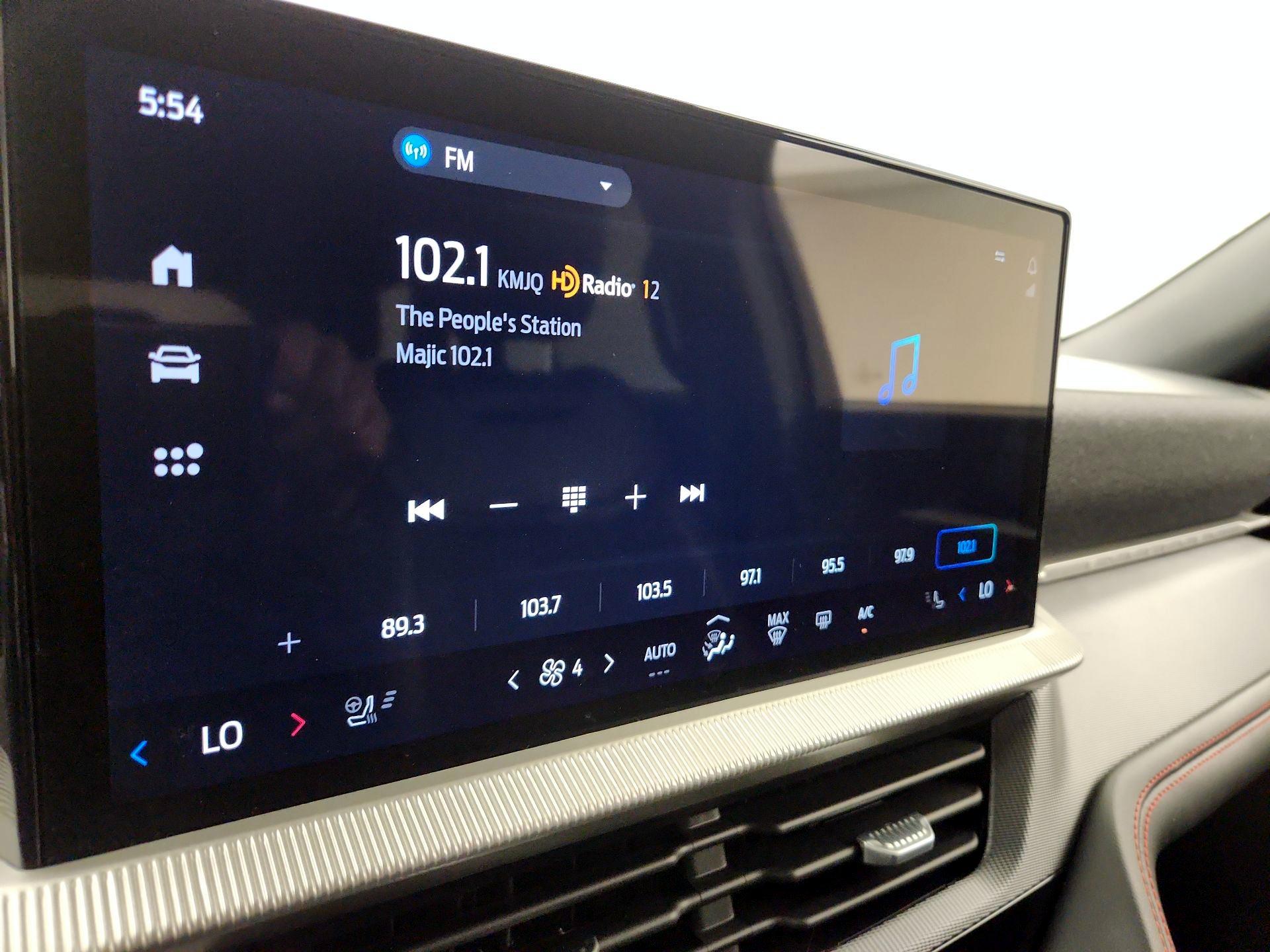 Thumbnail: 2025 Ford Explorer - 16