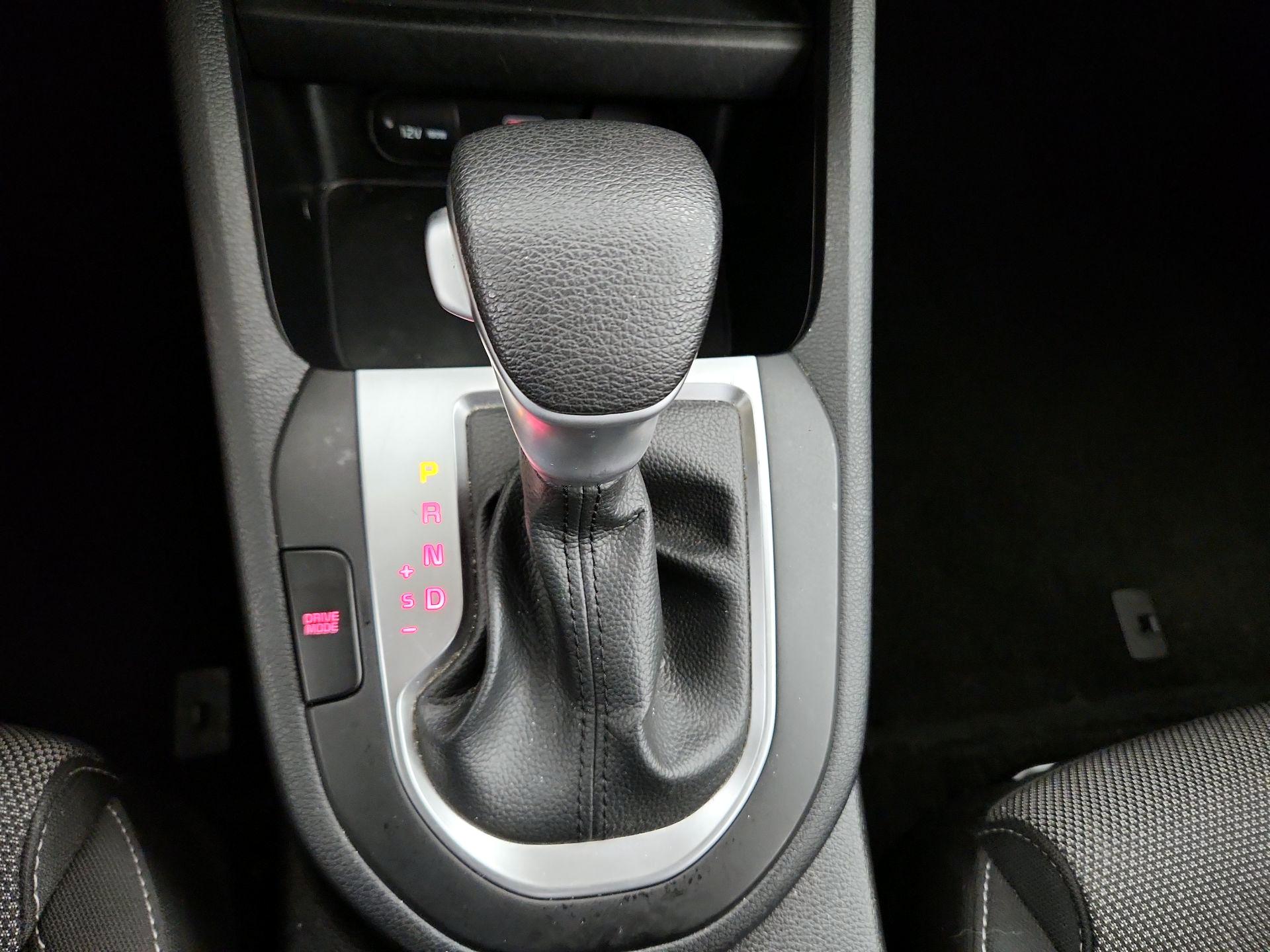 Thumbnail: 2024 Kia Forte - 17