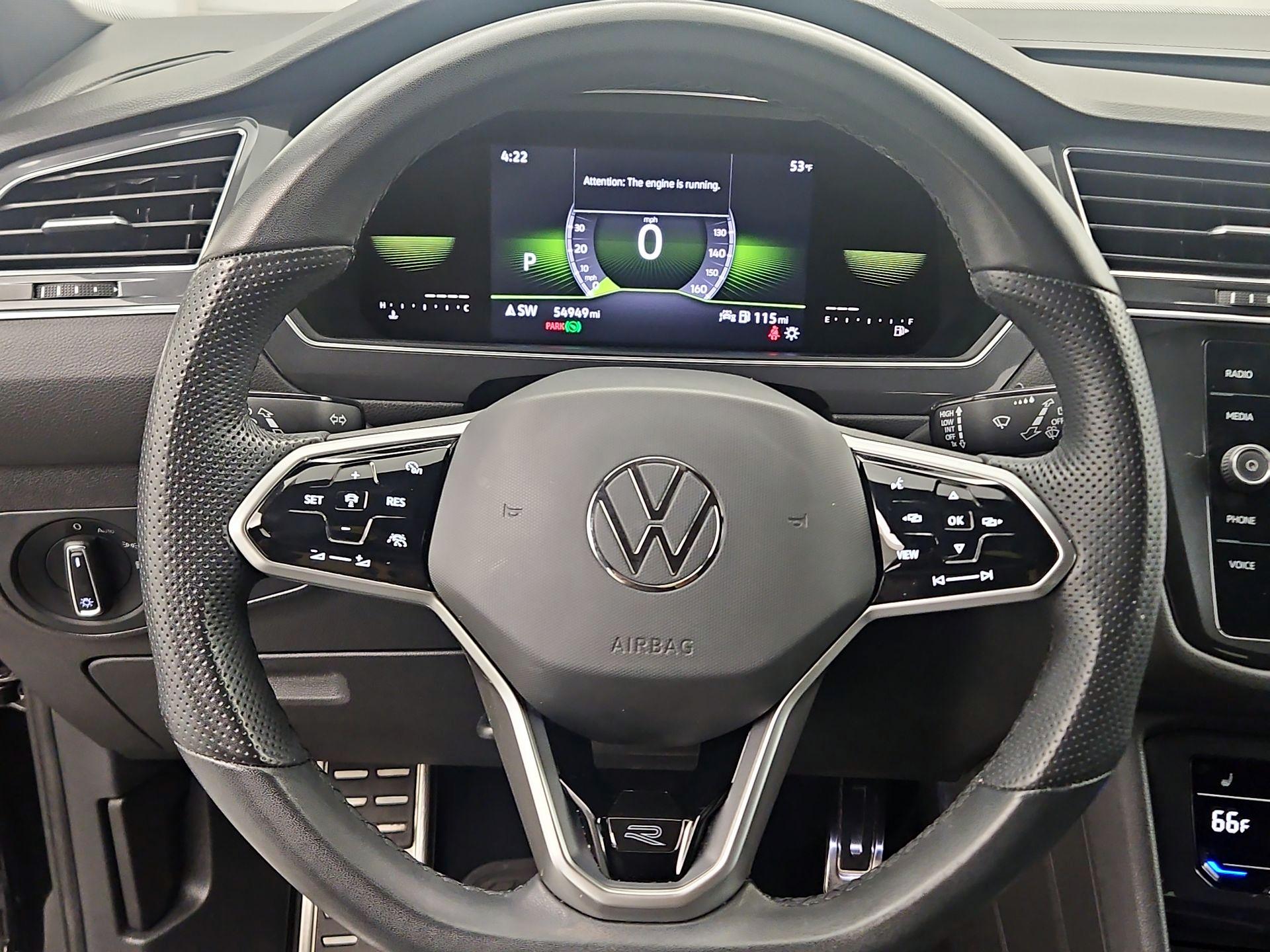 Thumbnail: 2022 Volkswagen Tiguan - 10