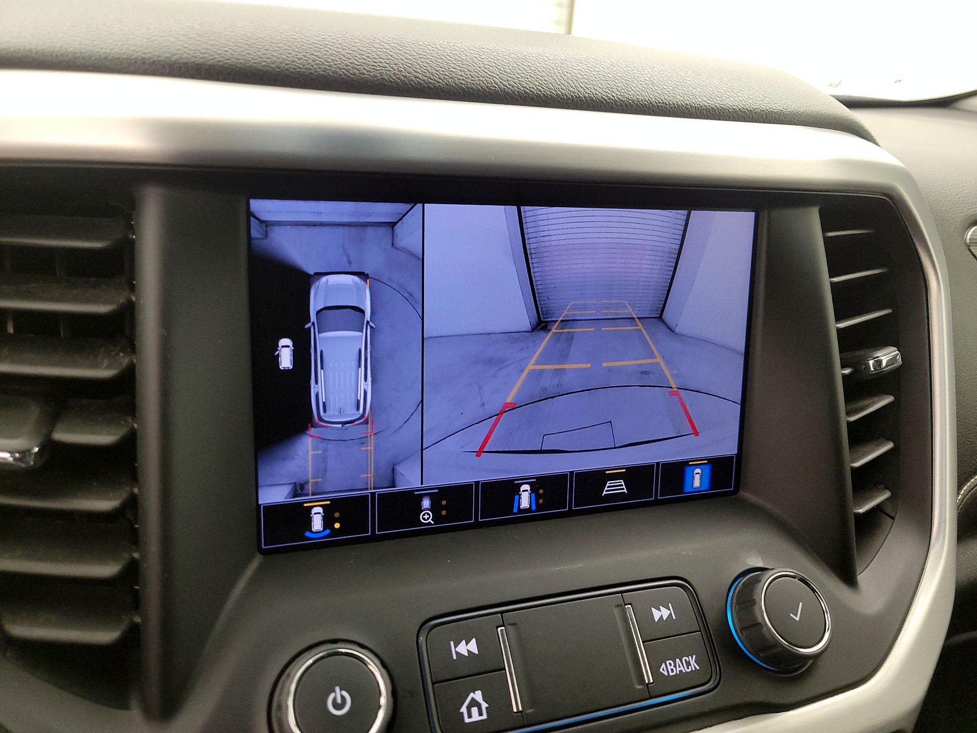 Thumbnail: 2022 GMC Acadia - 13