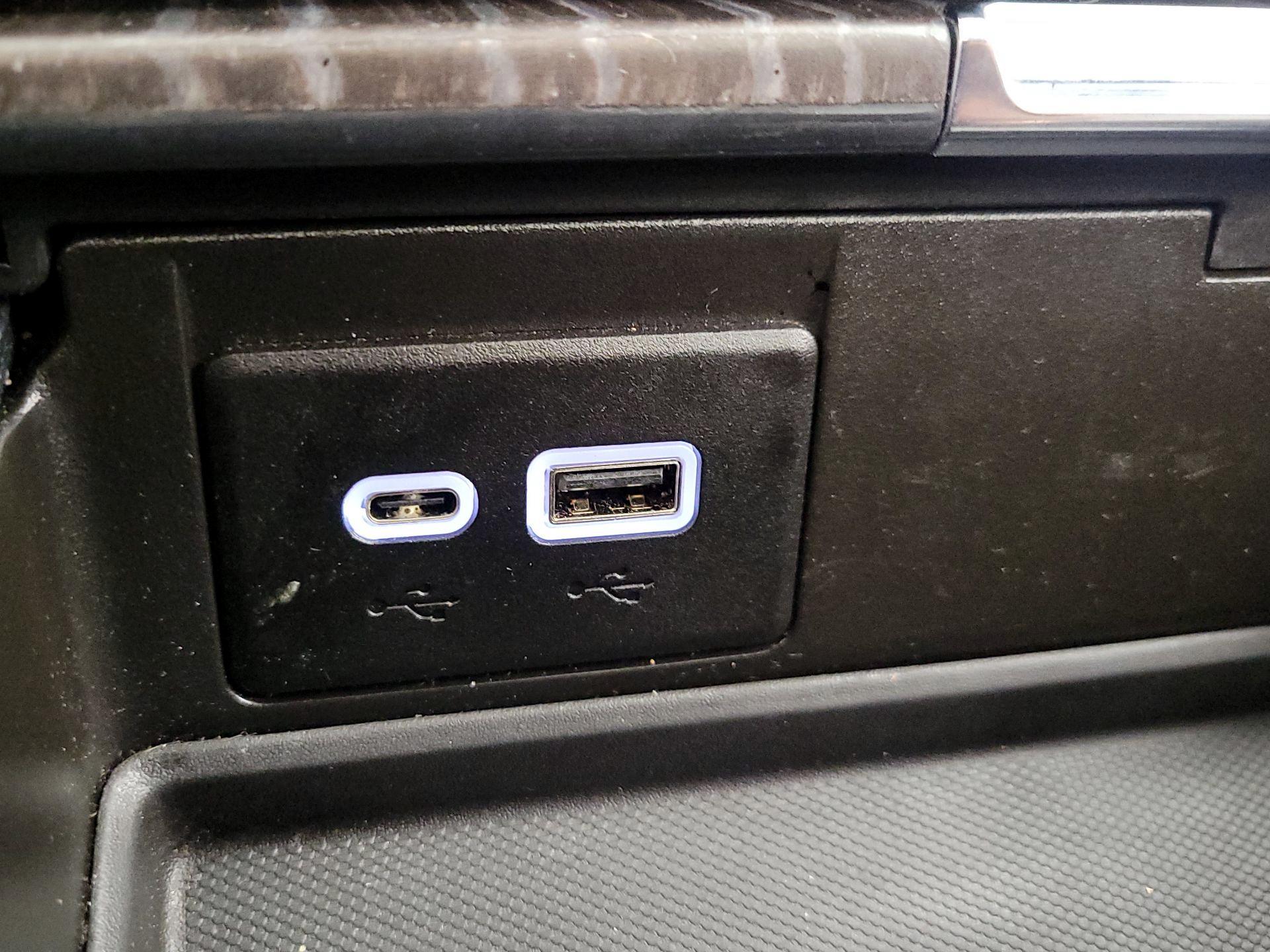 Thumbnail: 2024 GMC Yukon - 18