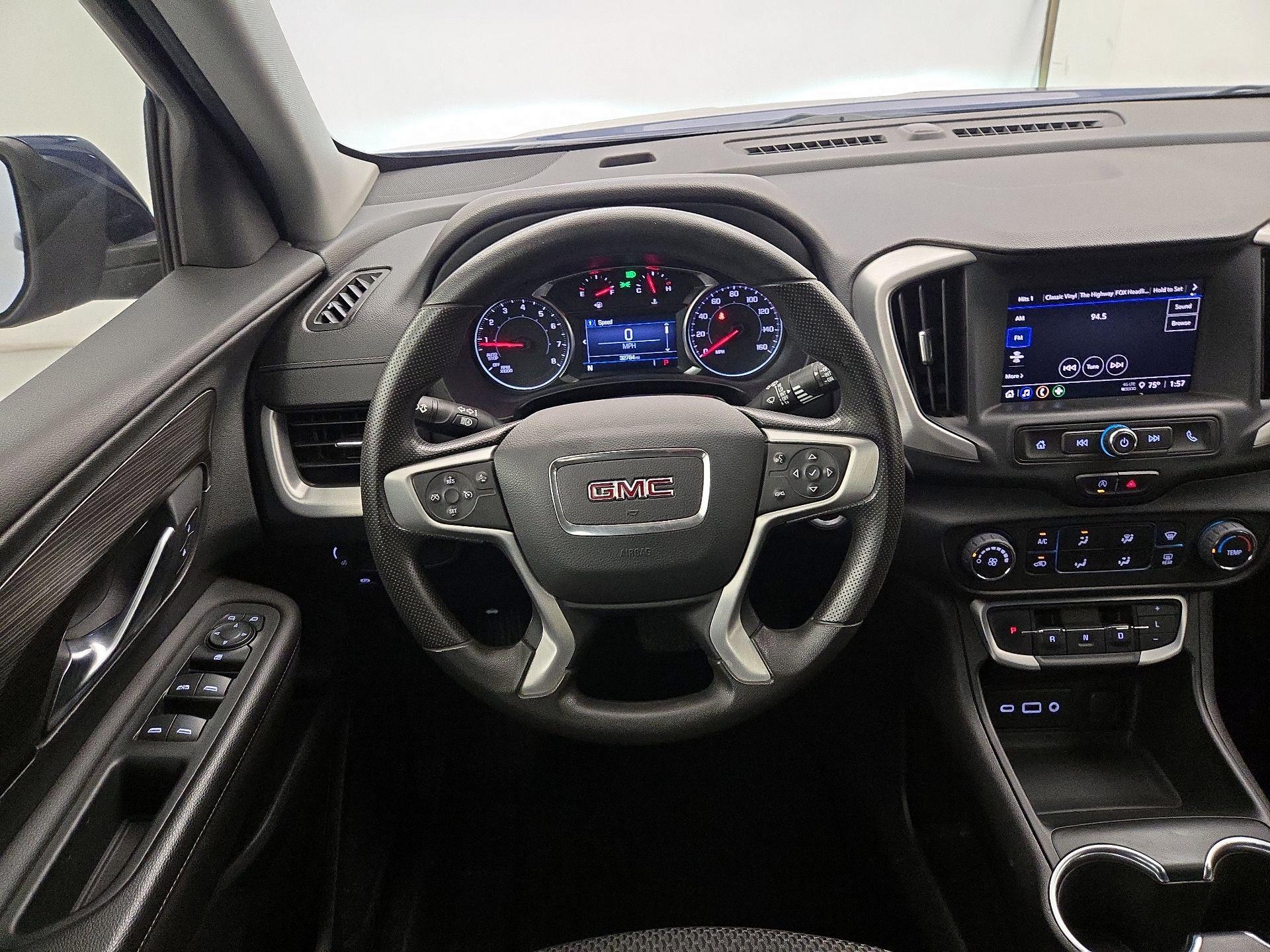 Thumbnail: 2022 GMC Terrain - 10