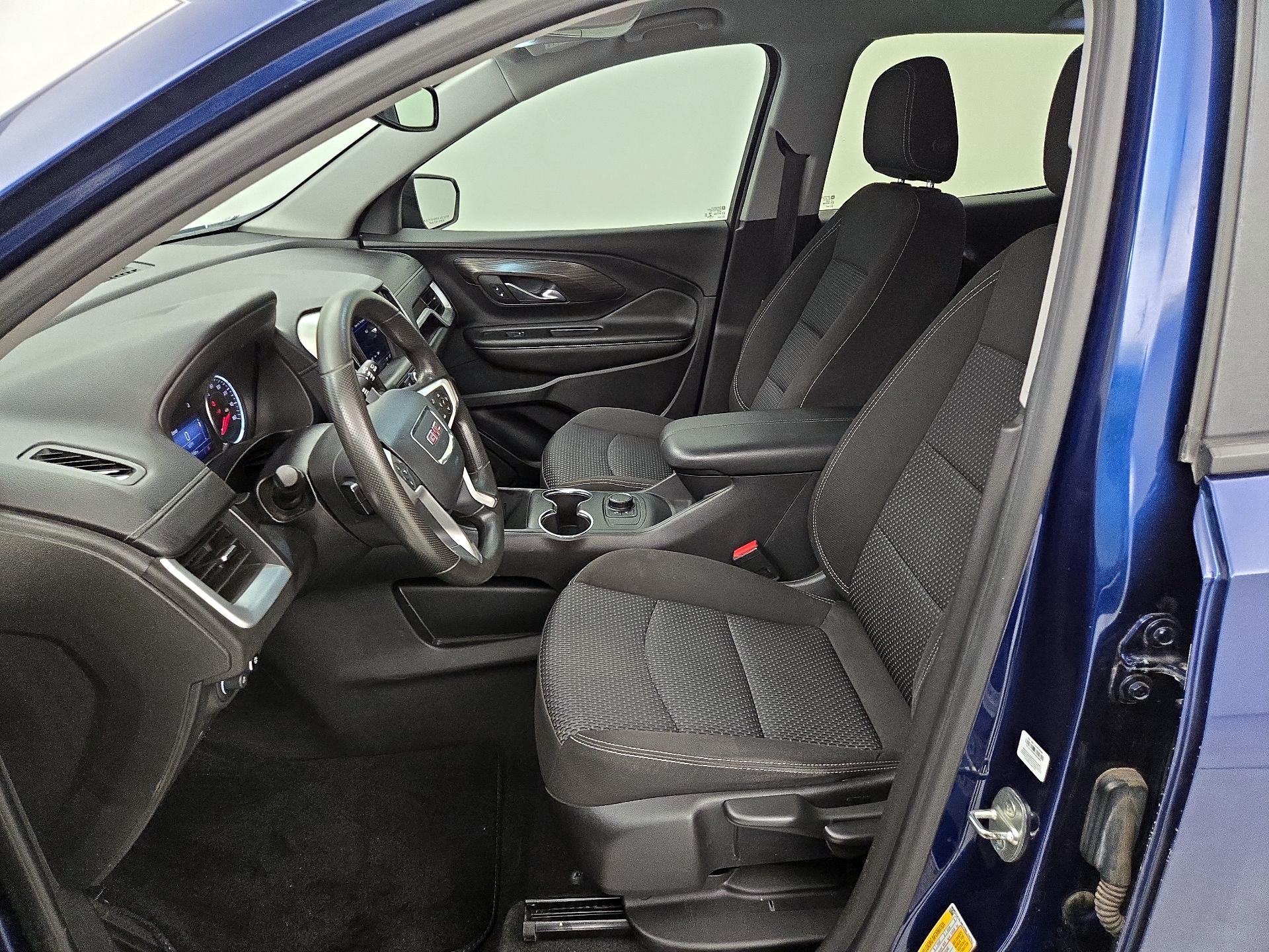 Thumbnail: 2022 GMC Terrain - 11