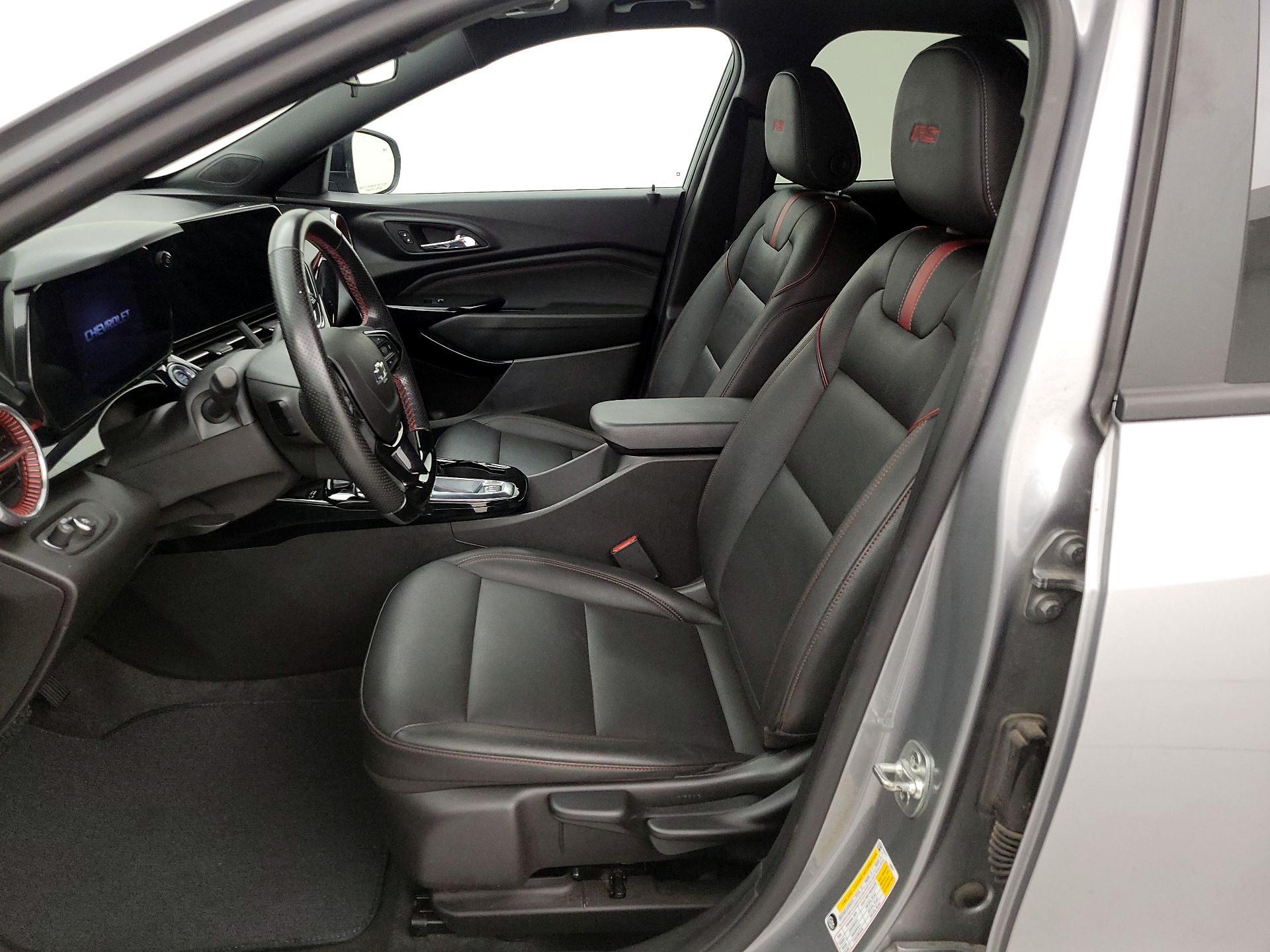 Thumbnail: 2025 Chevrolet Trax - 11