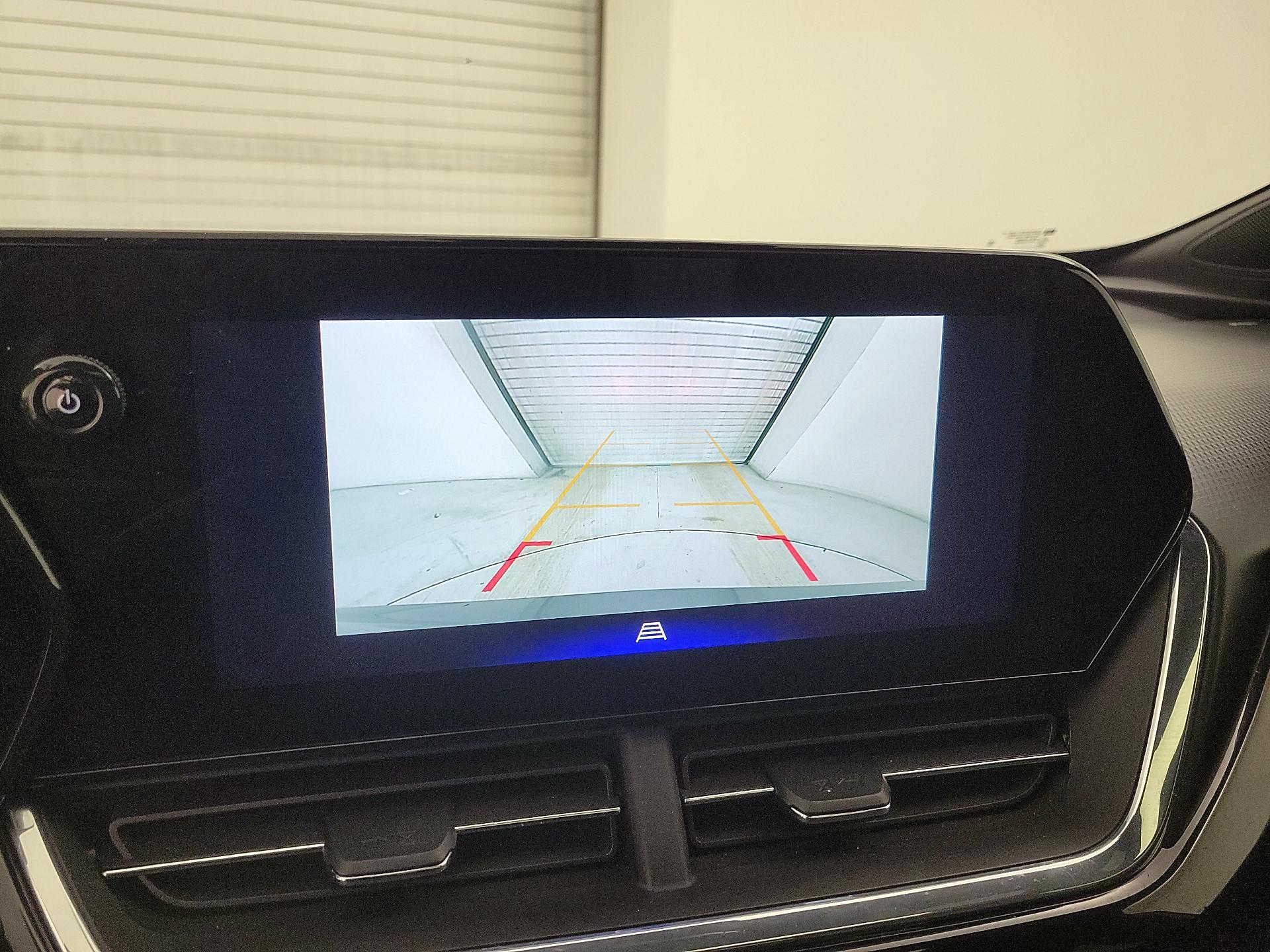 Thumbnail: 2025 Chevrolet Trax - 14