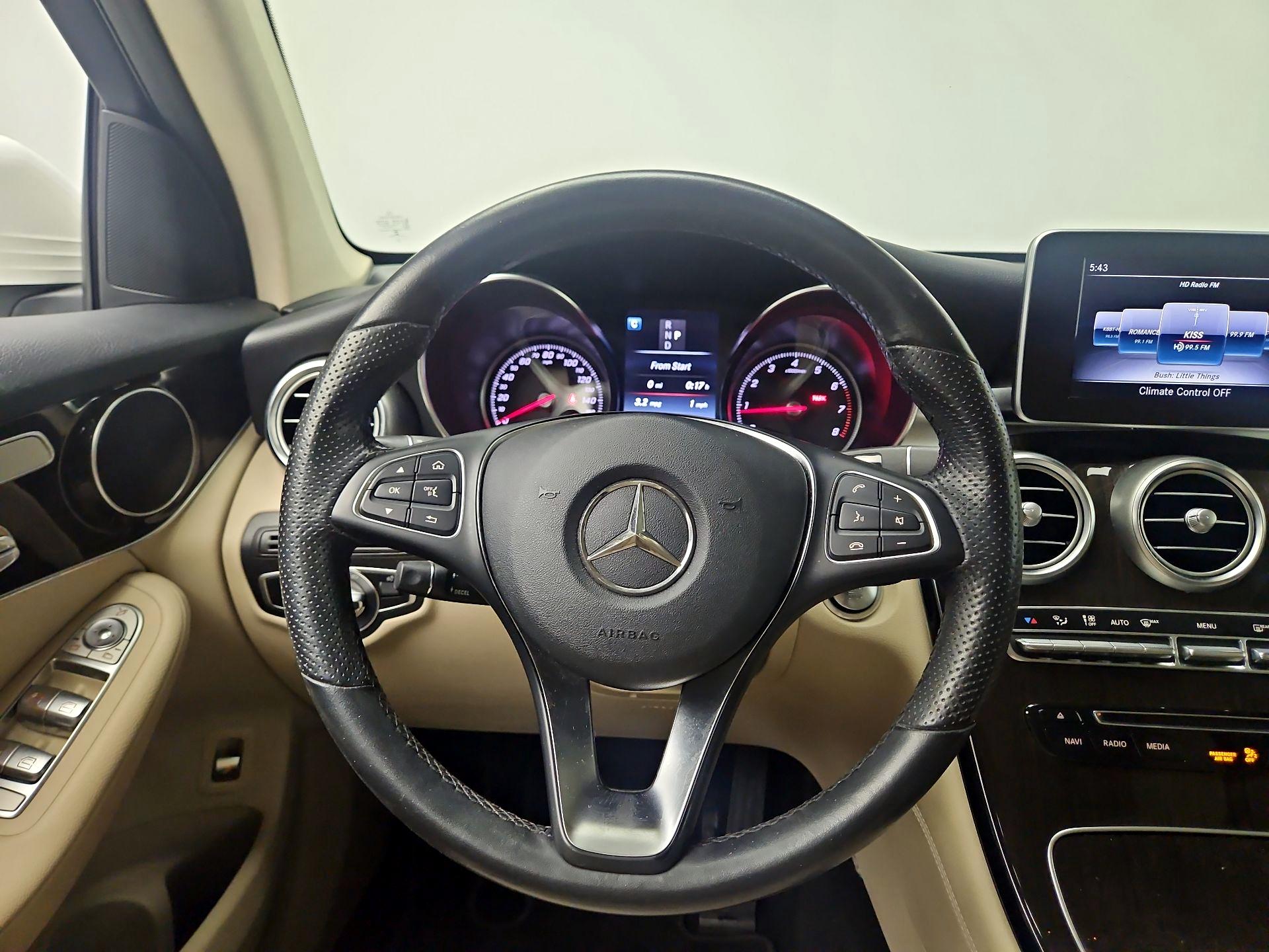 Thumbnail: 2019 Mercedes-Benz GLC - 10