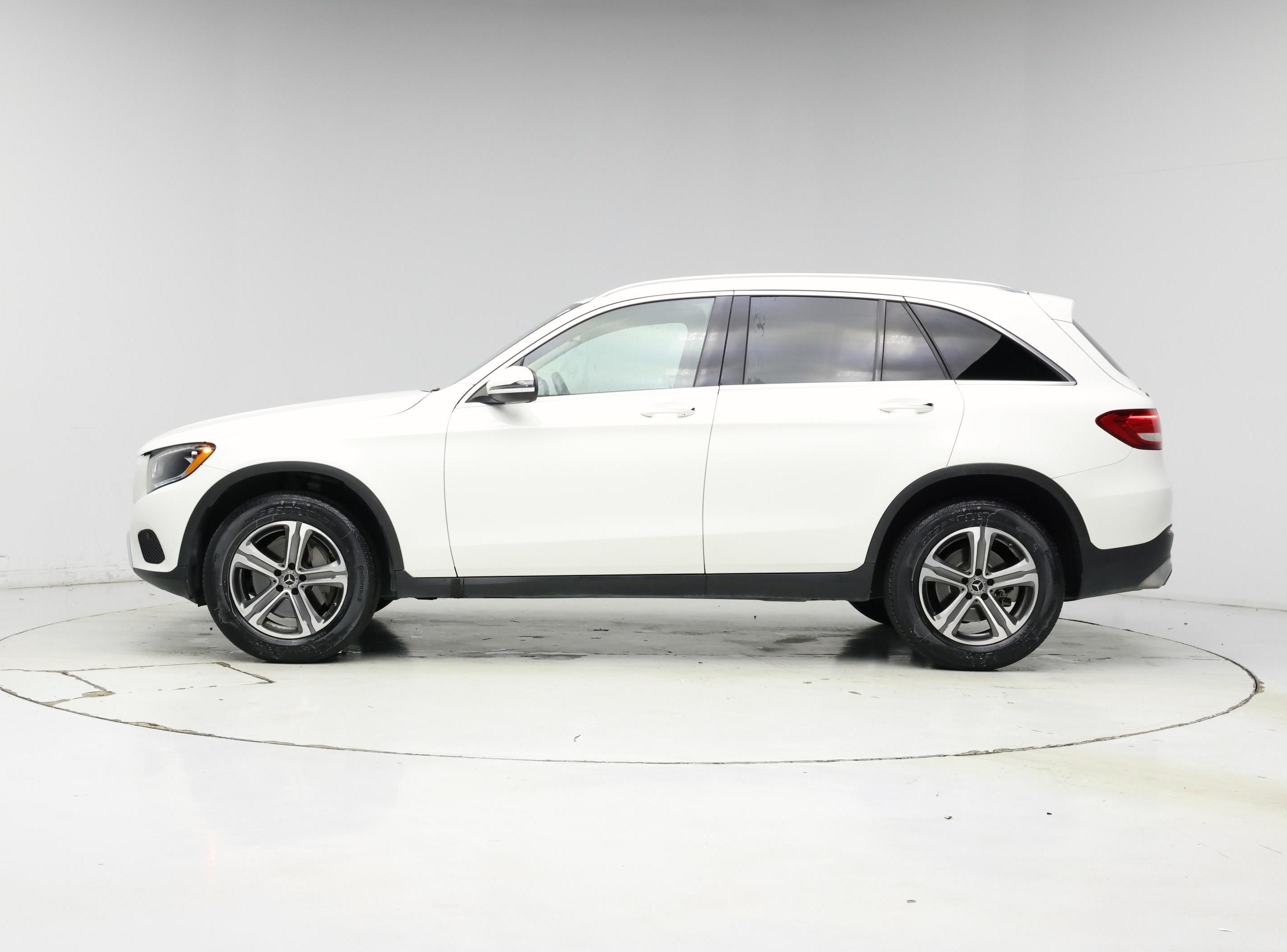 Thumbnail: 2019 Mercedes-Benz GLC - 3