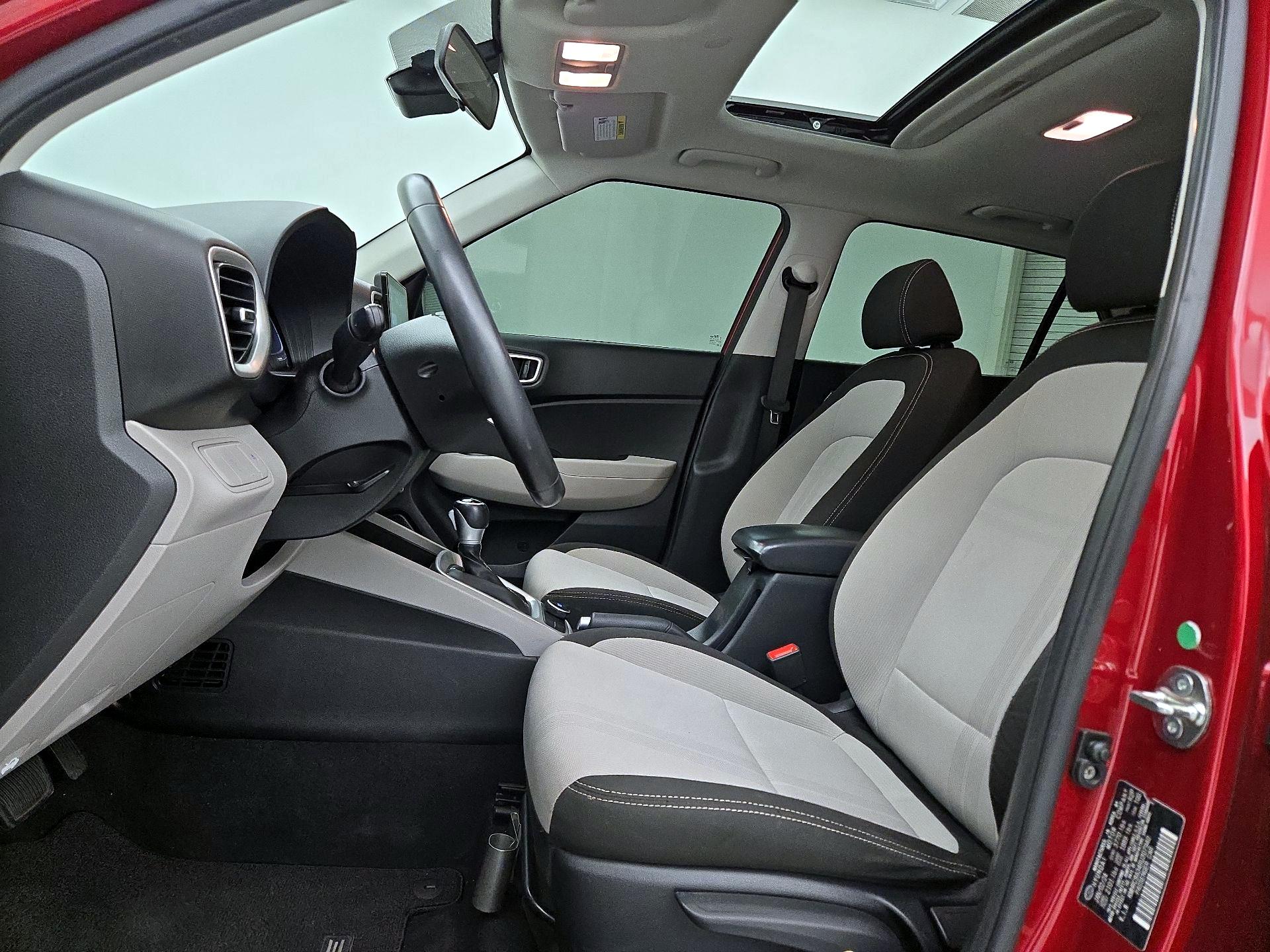 Thumbnail: 2024 Hyundai Venue - 11