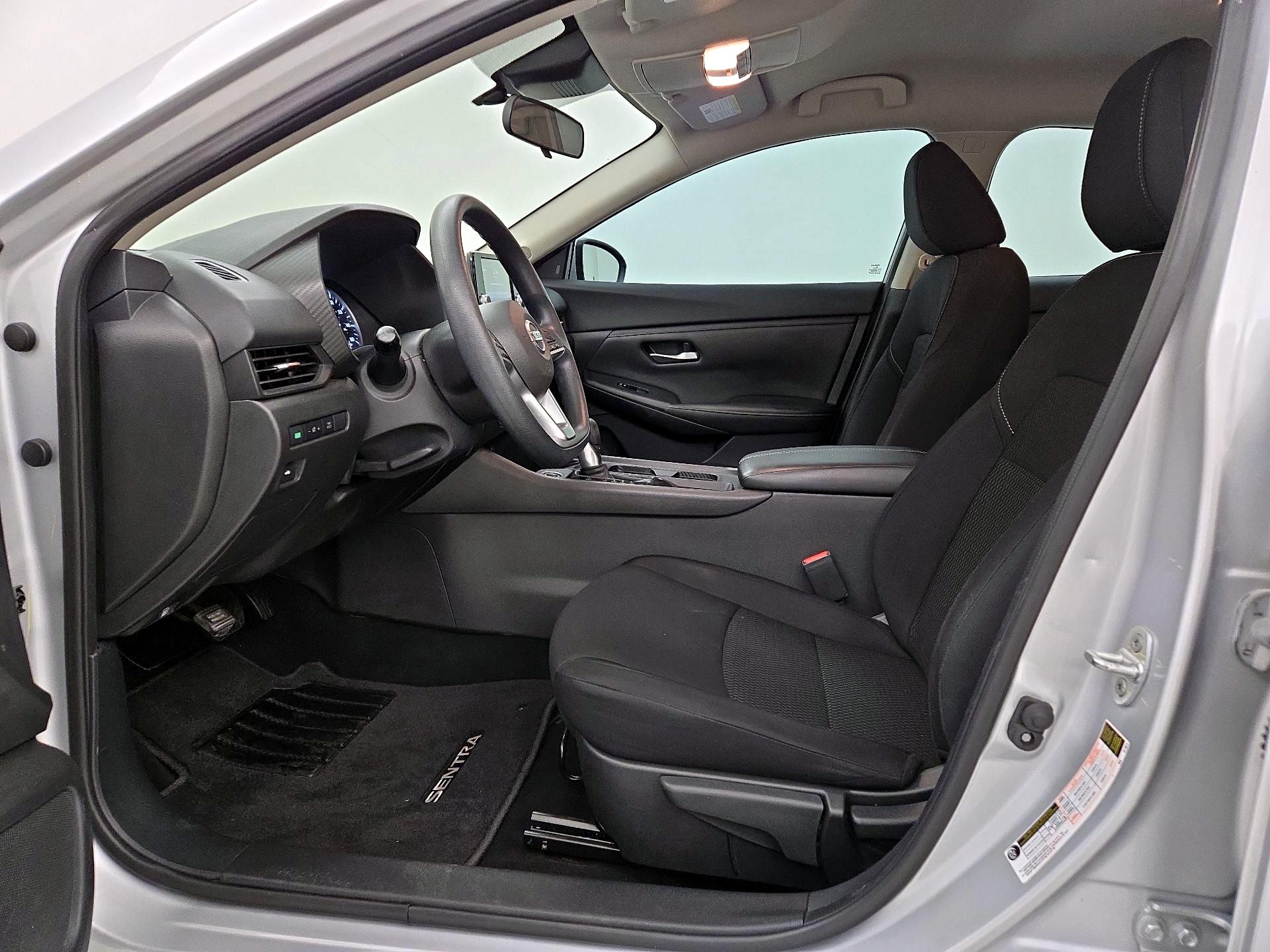 Thumbnail: 2021 Nissan Sentra - 11