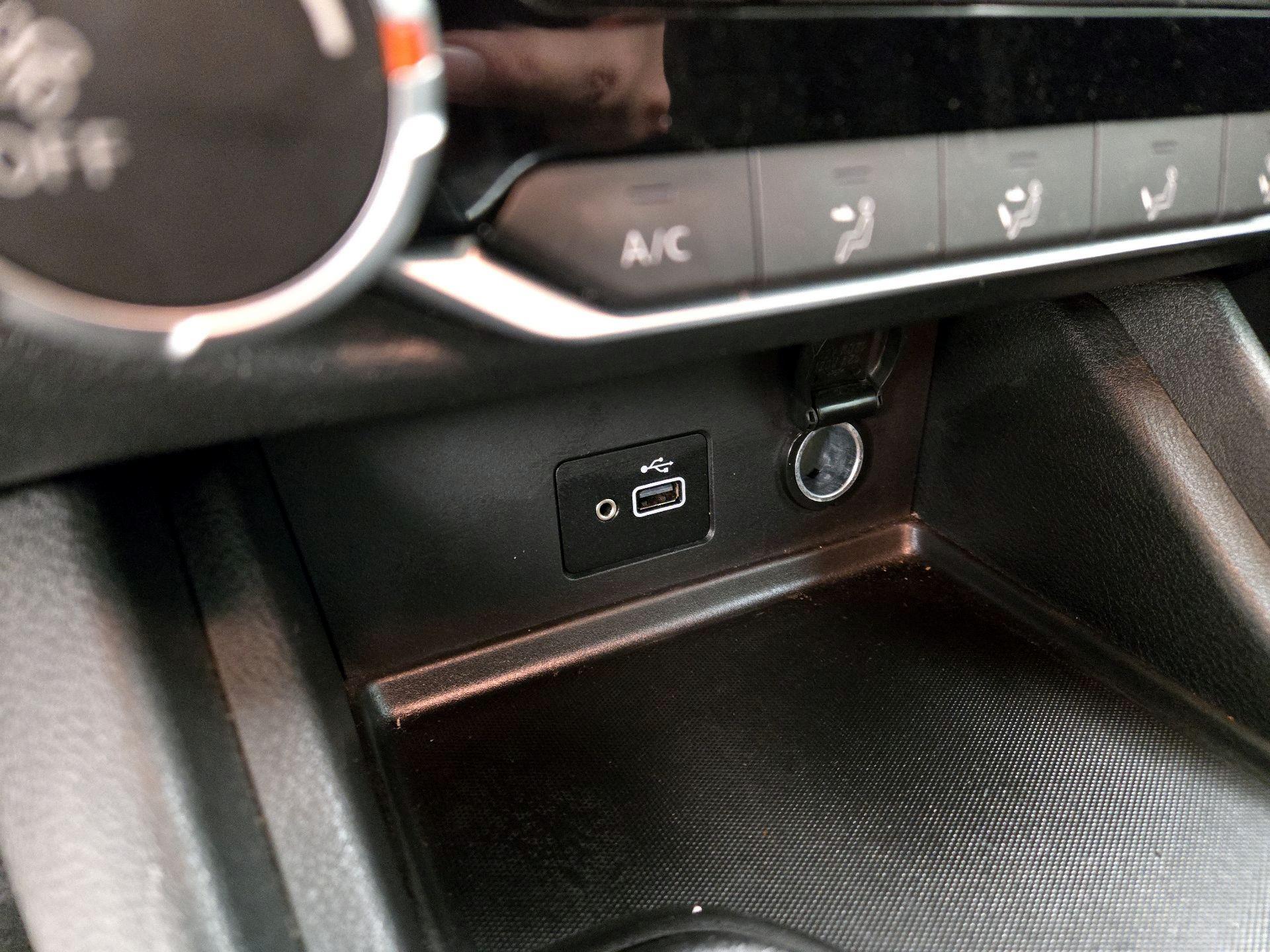 Thumbnail: 2021 Nissan Sentra - 18