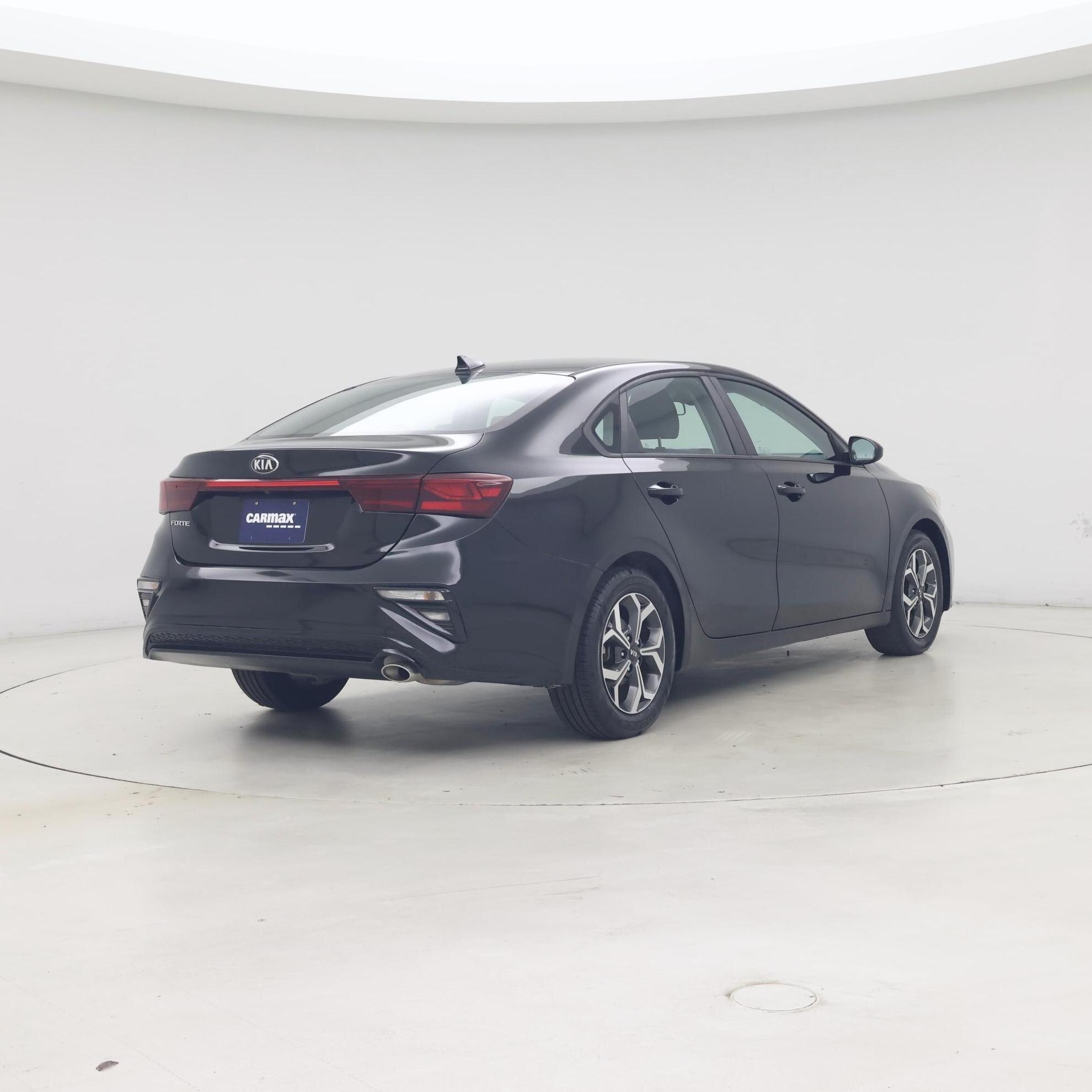 Thumbnail: 2019 Kia Forte - 8