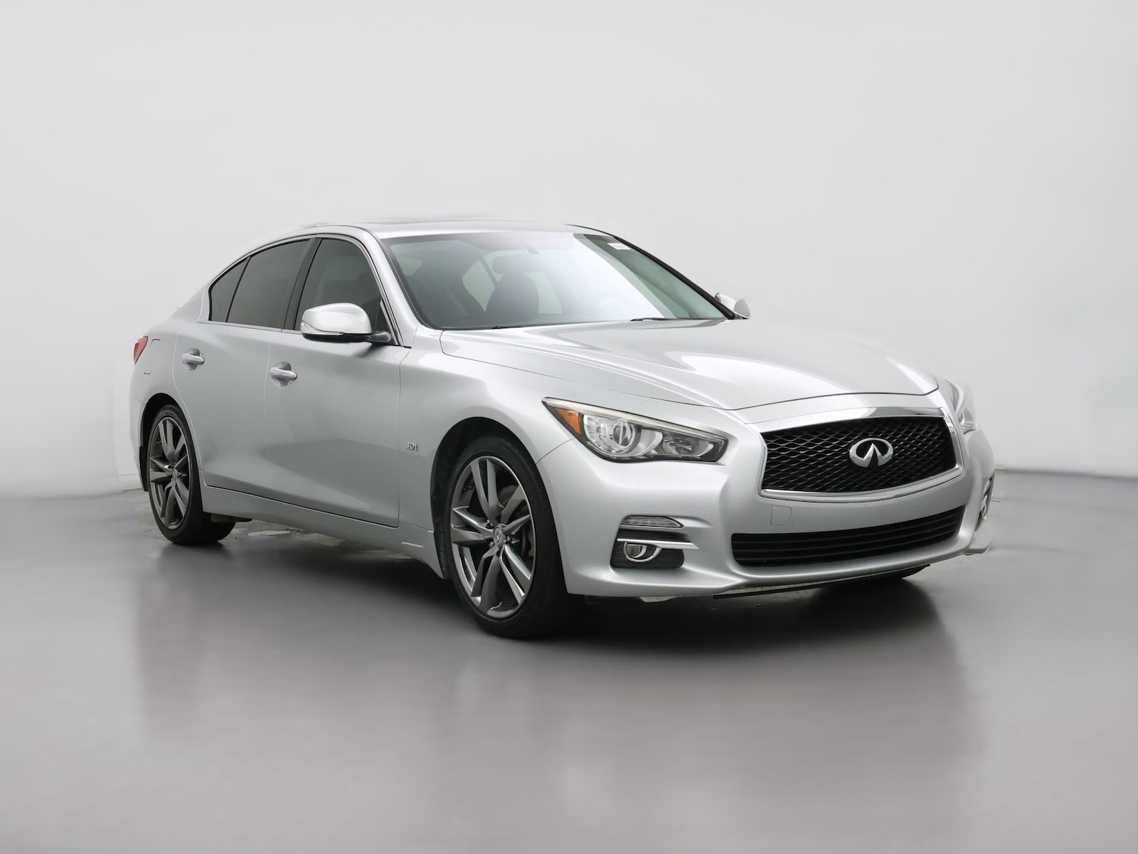 2016 INFINITI Q50
