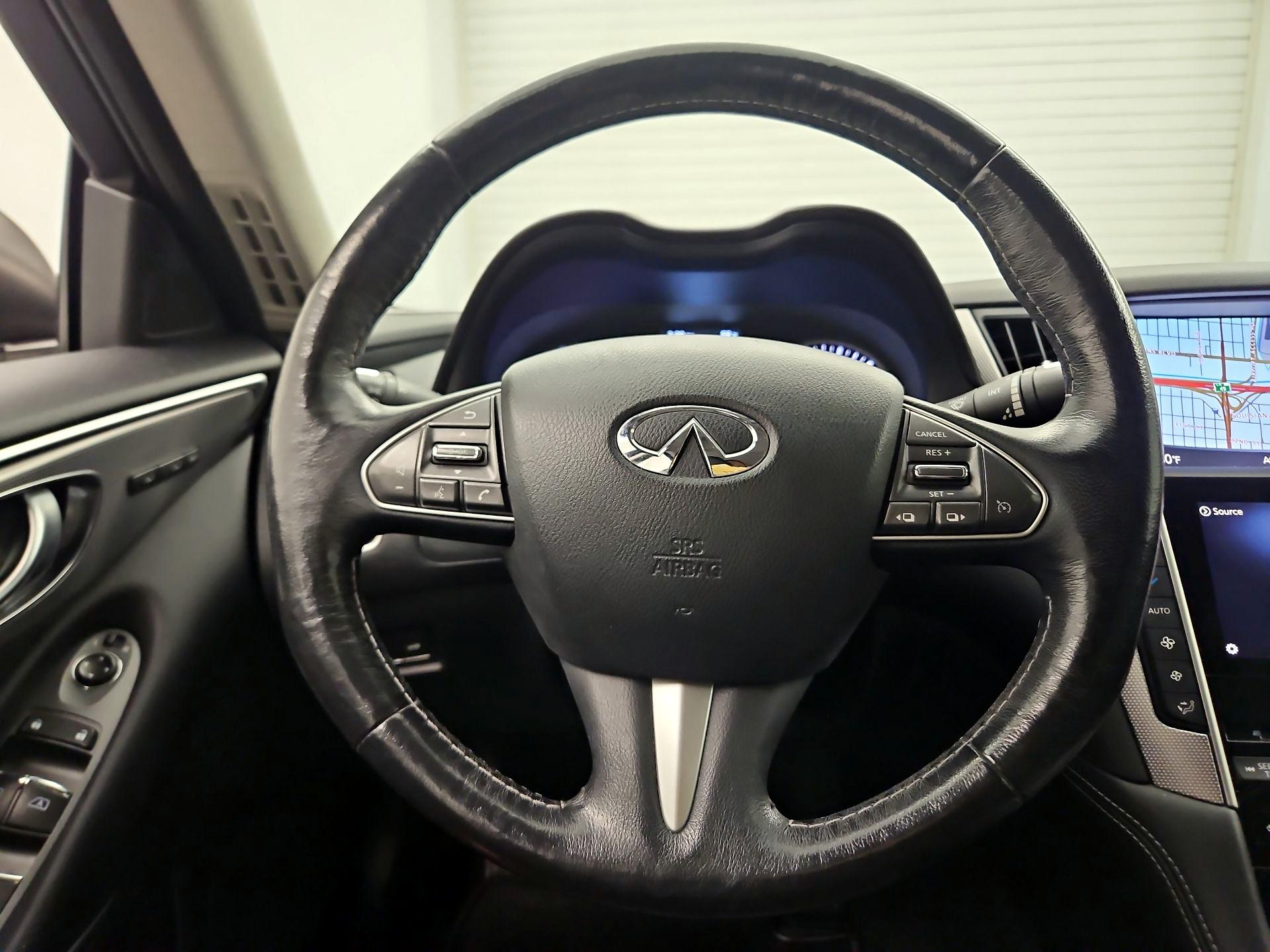 Thumbnail: 2016 INFINITI Q50 - 10