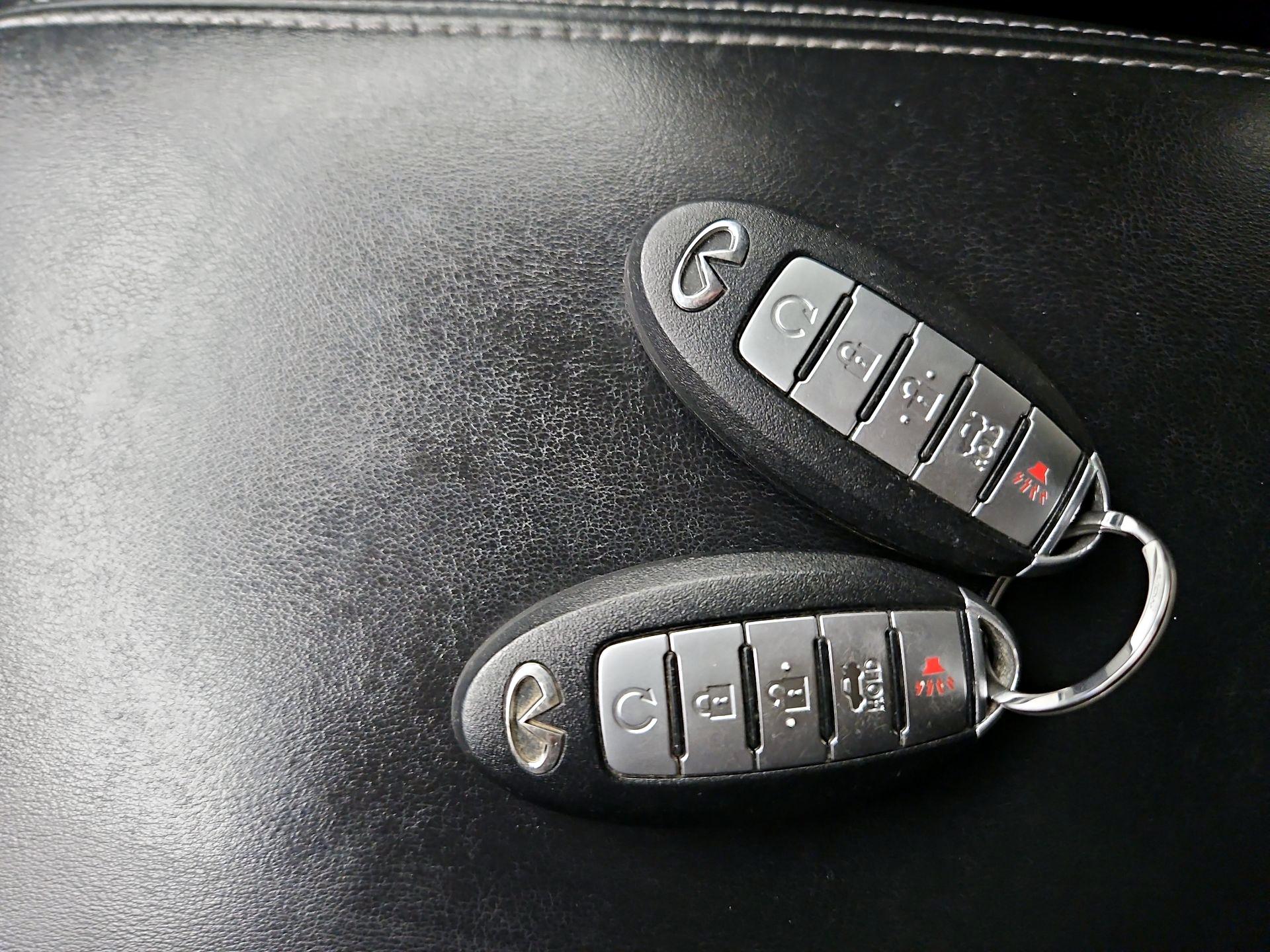 Thumbnail: 2016 INFINITI Q50 - 19