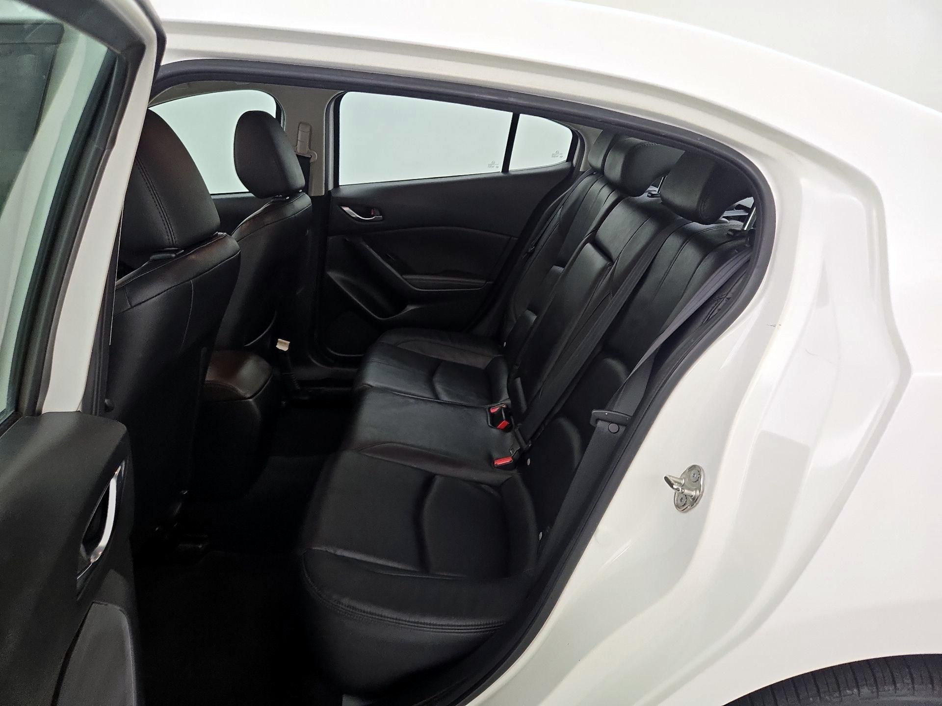 Thumbnail: 2017 Mazda Mazda3 - 19