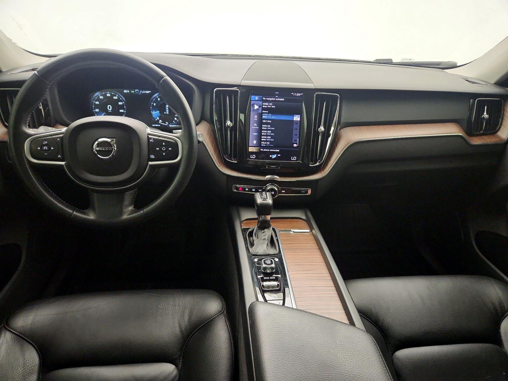 Thumbnail: 2021 Volvo XC60 - 9