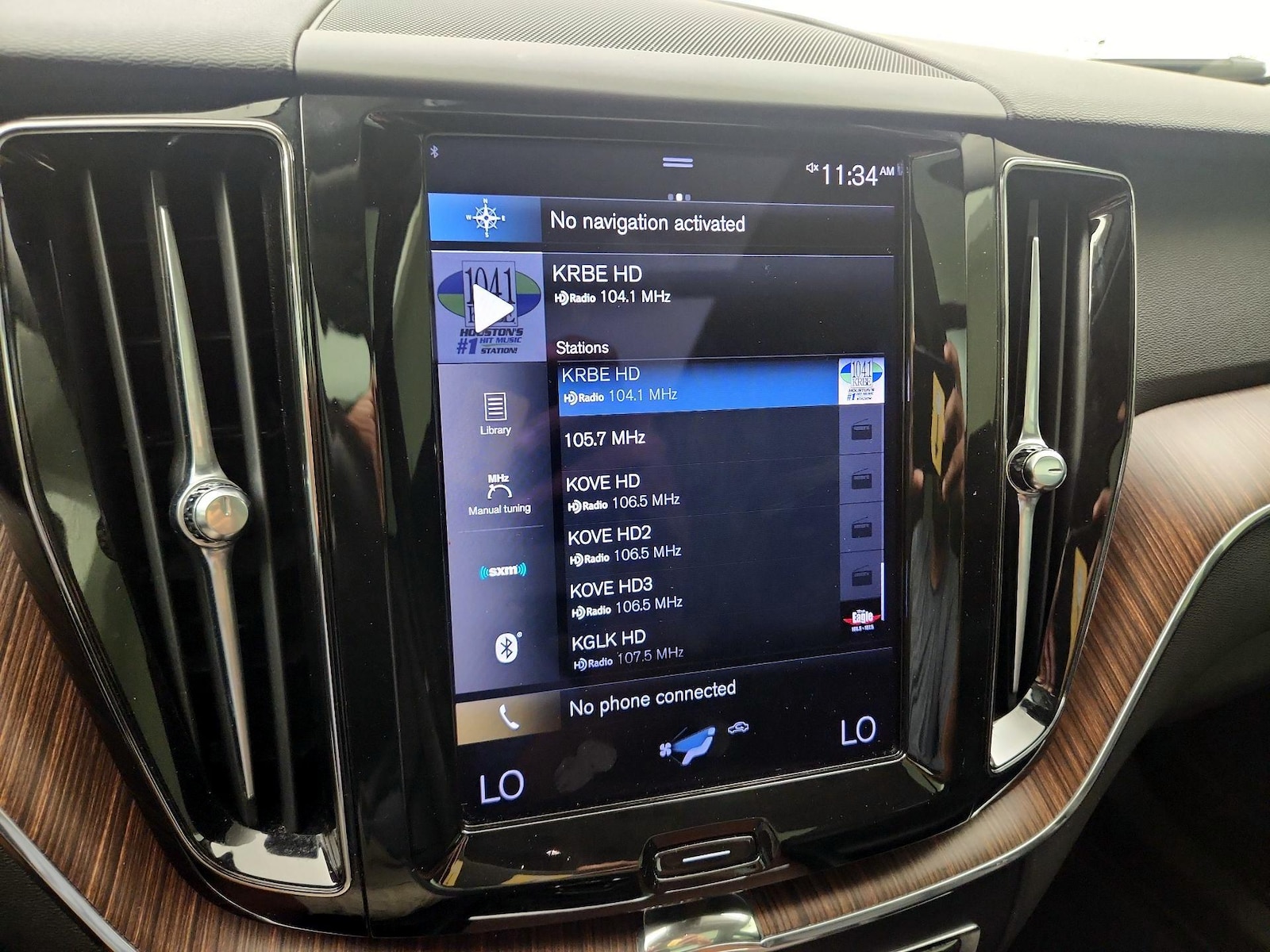 2021 Volvo XC60 Momentum - Photo 16