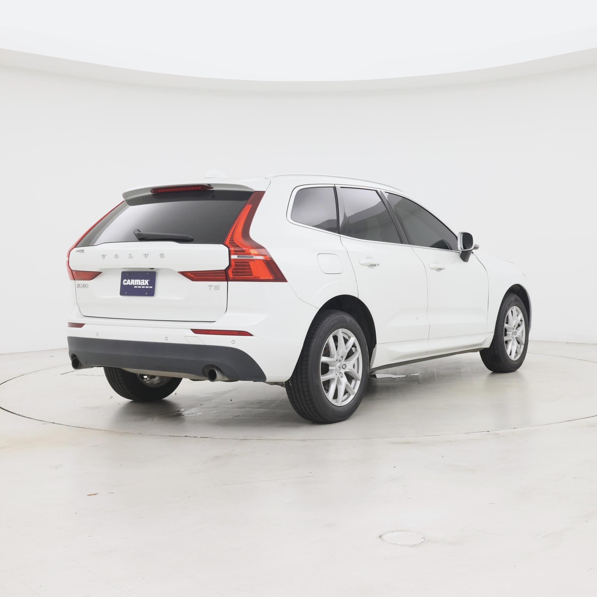 Thumbnail: 2021 Volvo XC60 - 8