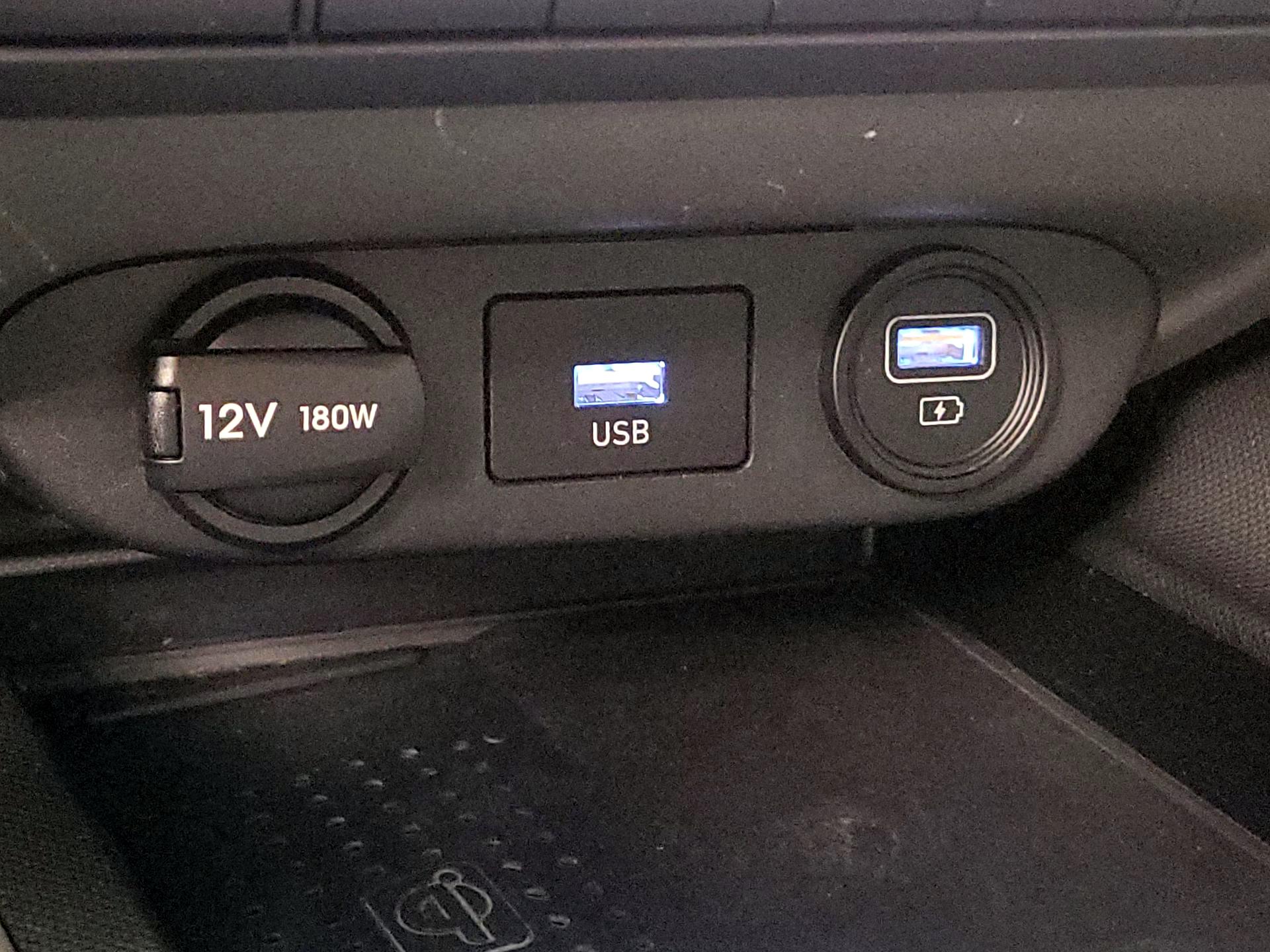 Thumbnail: 2022 Hyundai Elantra - 18