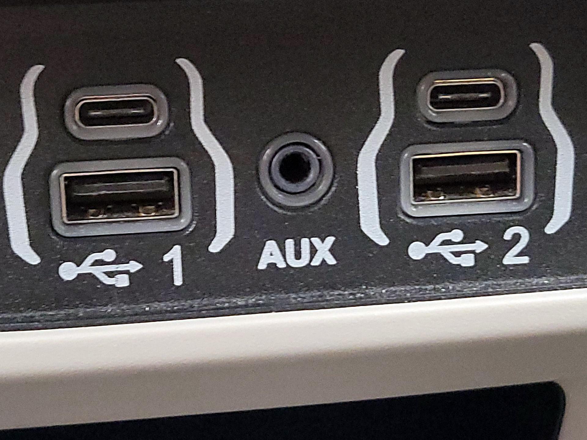 Thumbnail: 2024 Chrysler Pacifica - 19